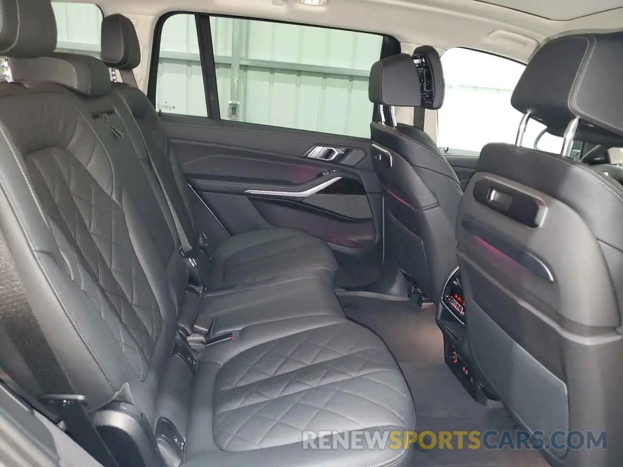11 fotografías del automóvil dañado 5UX23EM07S9X65548 BMW X7 2025