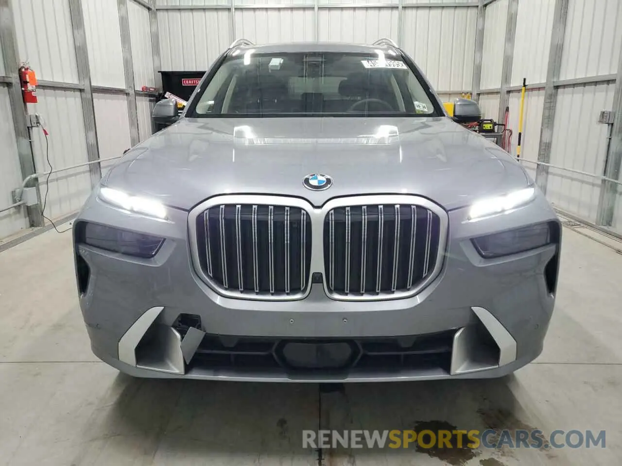 5 fotografías del automóvil dañado 5UX23EM07S9X65548 BMW X7 2025