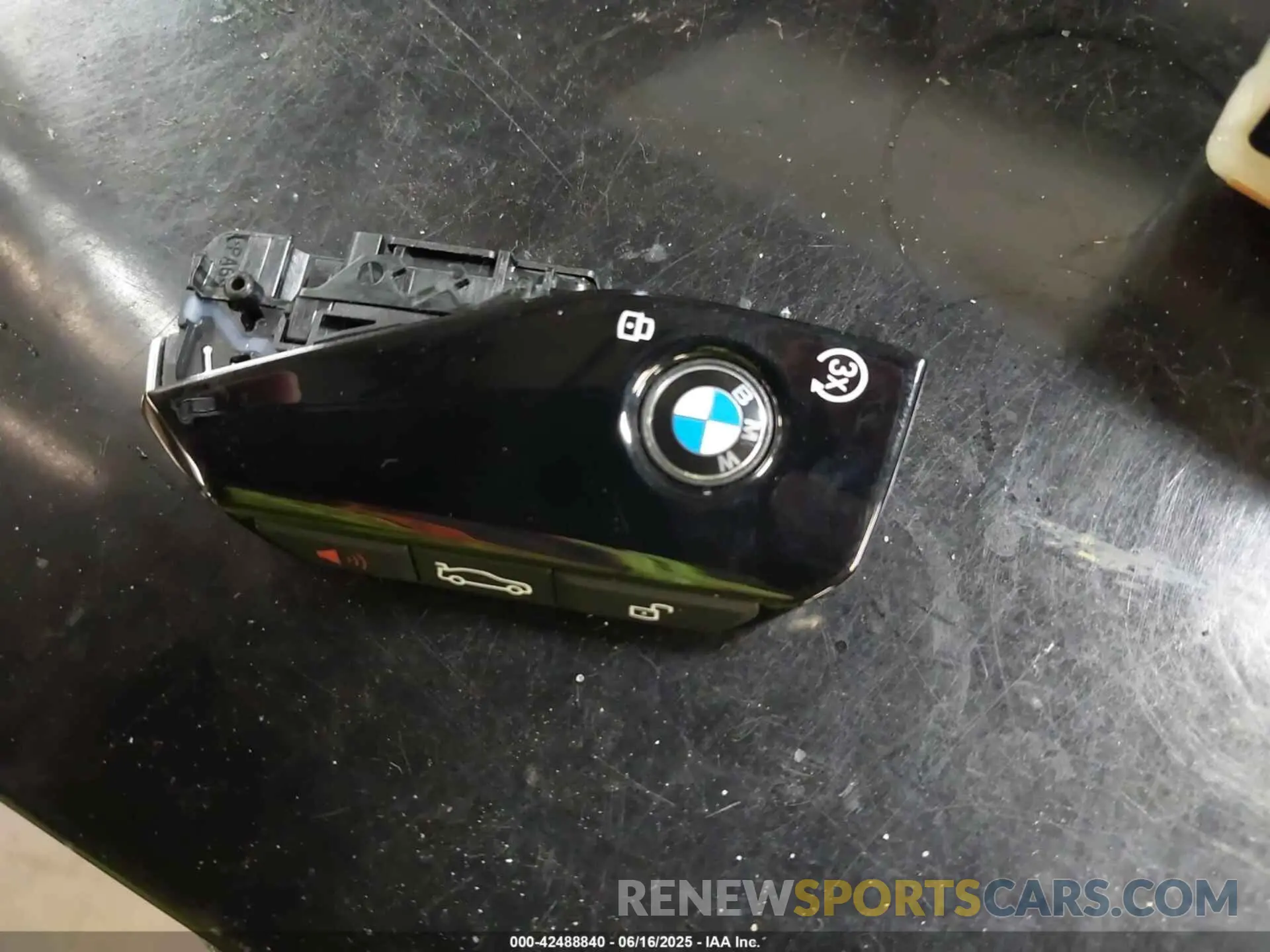 11 fotografías del automóvil dañado 5UX23EM08S9Z65418 BMW X7 2025