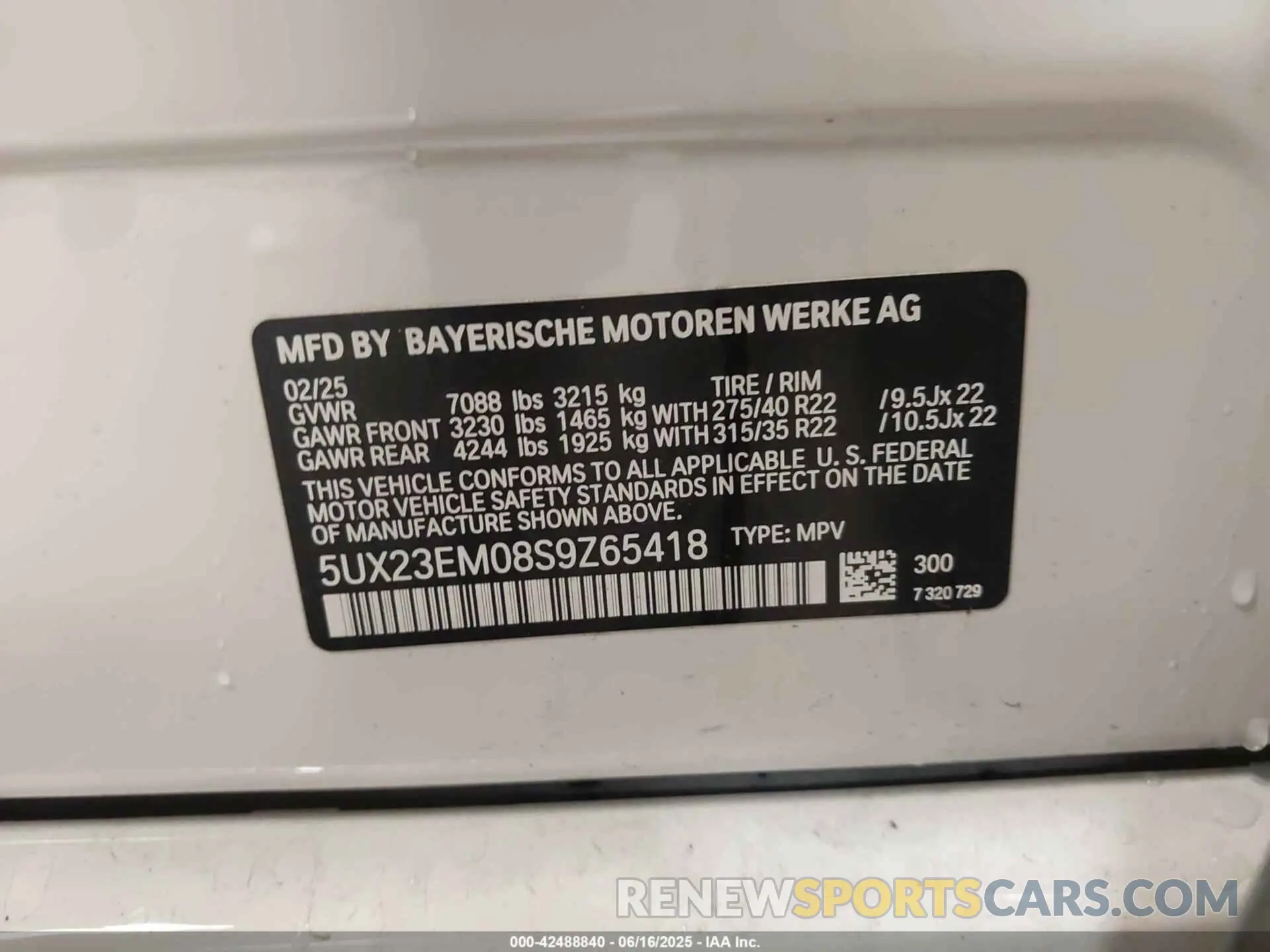 9 fotografías del automóvil dañado 5UX23EM08S9Z65418 BMW X7 2025