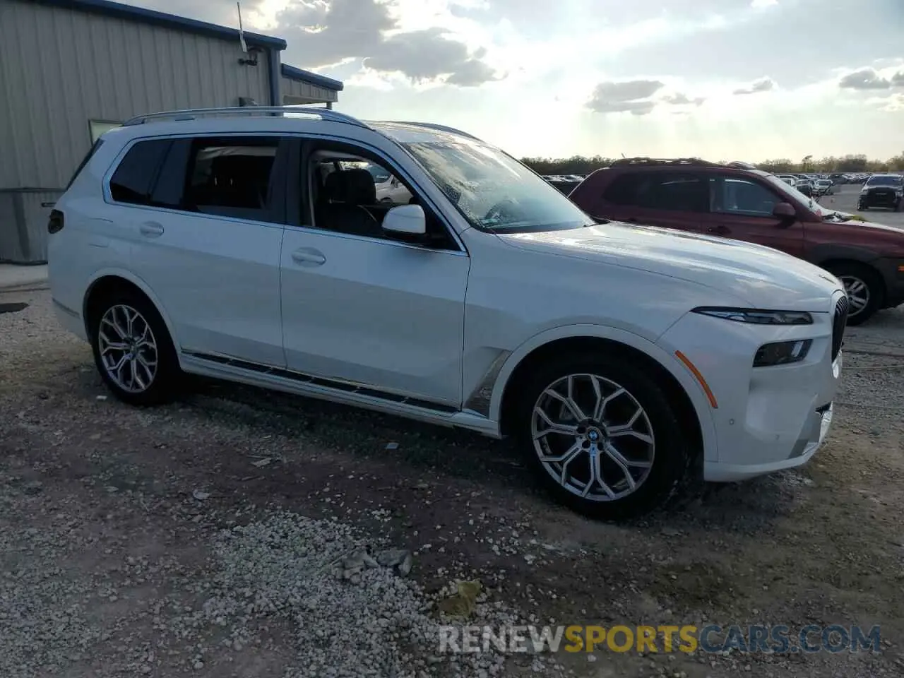 4 fotografías del automóvil dañado 5UX23EM09S9W38073 BMW X7 2025