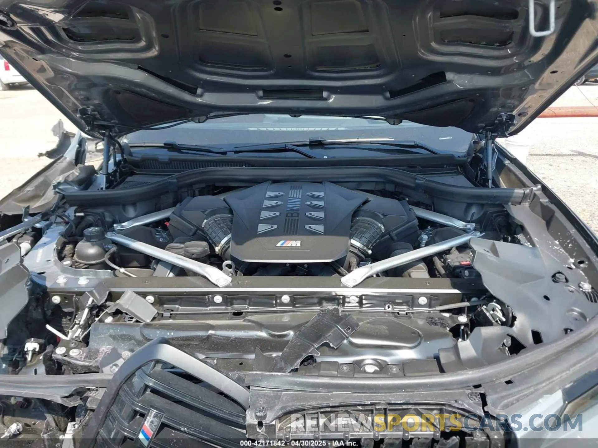 10 fotografías del automóvil dañado 5UX33EM06S9Y33892 BMW X7 2025