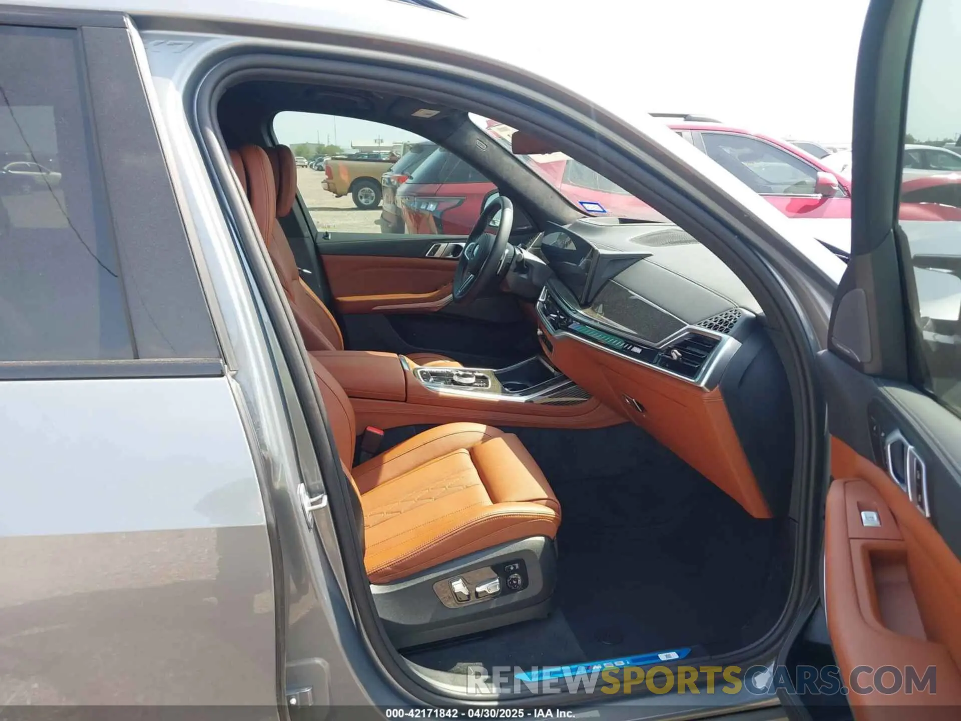 5 fotografías del automóvil dañado 5UX33EM06S9Y33892 BMW X7 2025