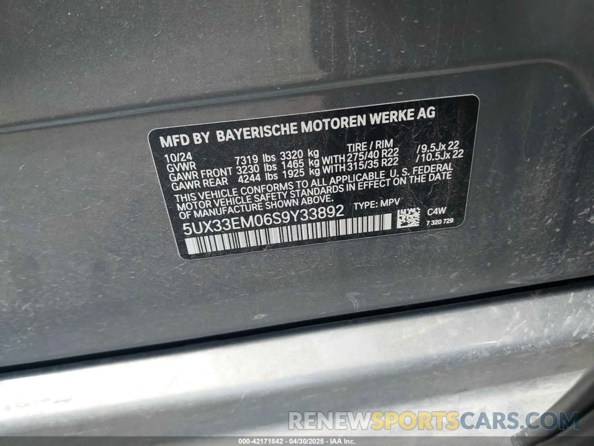 9 fotografías del automóvil dañado 5UX33EM06S9Y33892 BMW X7 2025