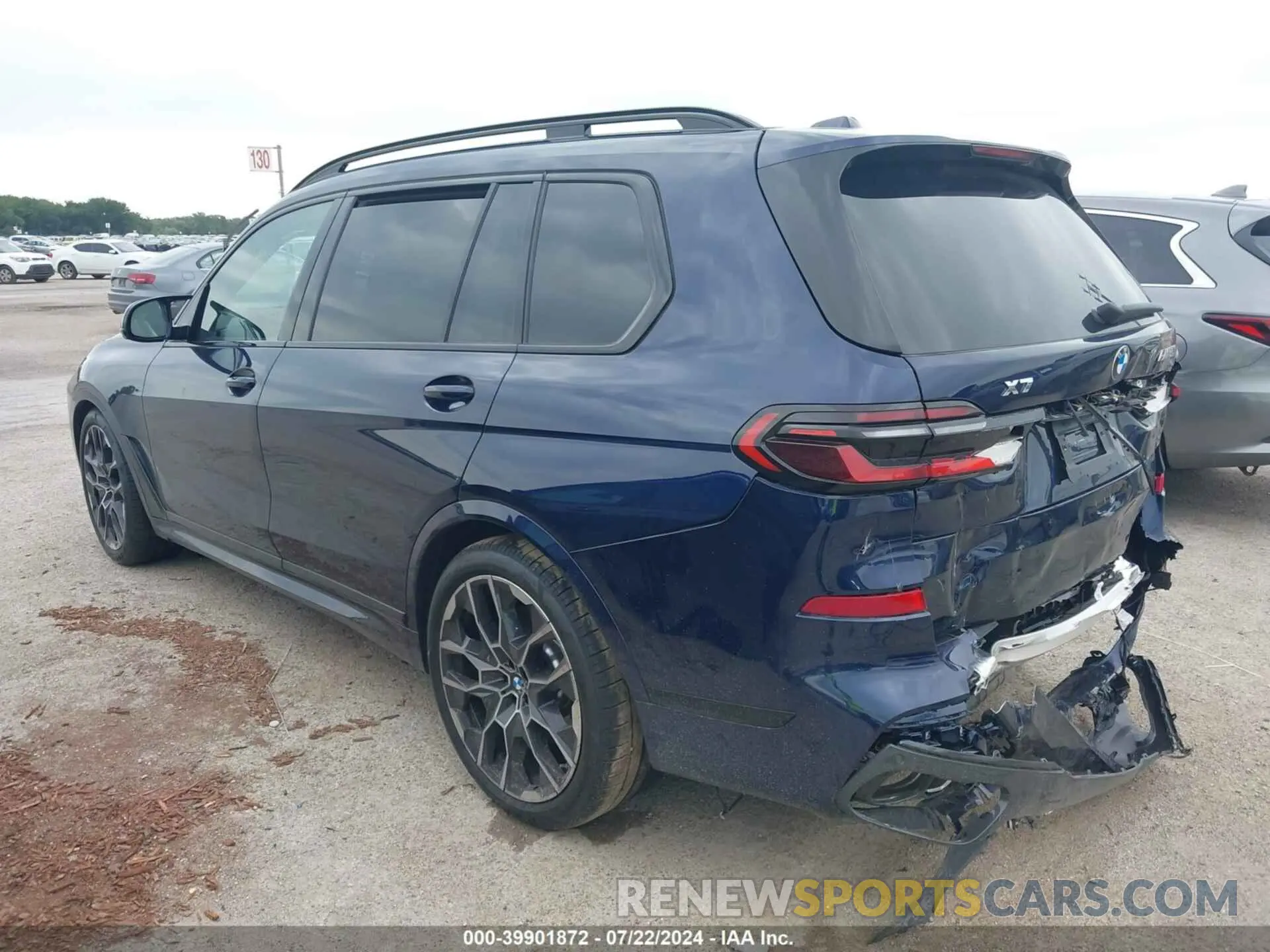 3 fotografías del automóvil dañado 5UX33EM09S9W70512 BMW X7 2025