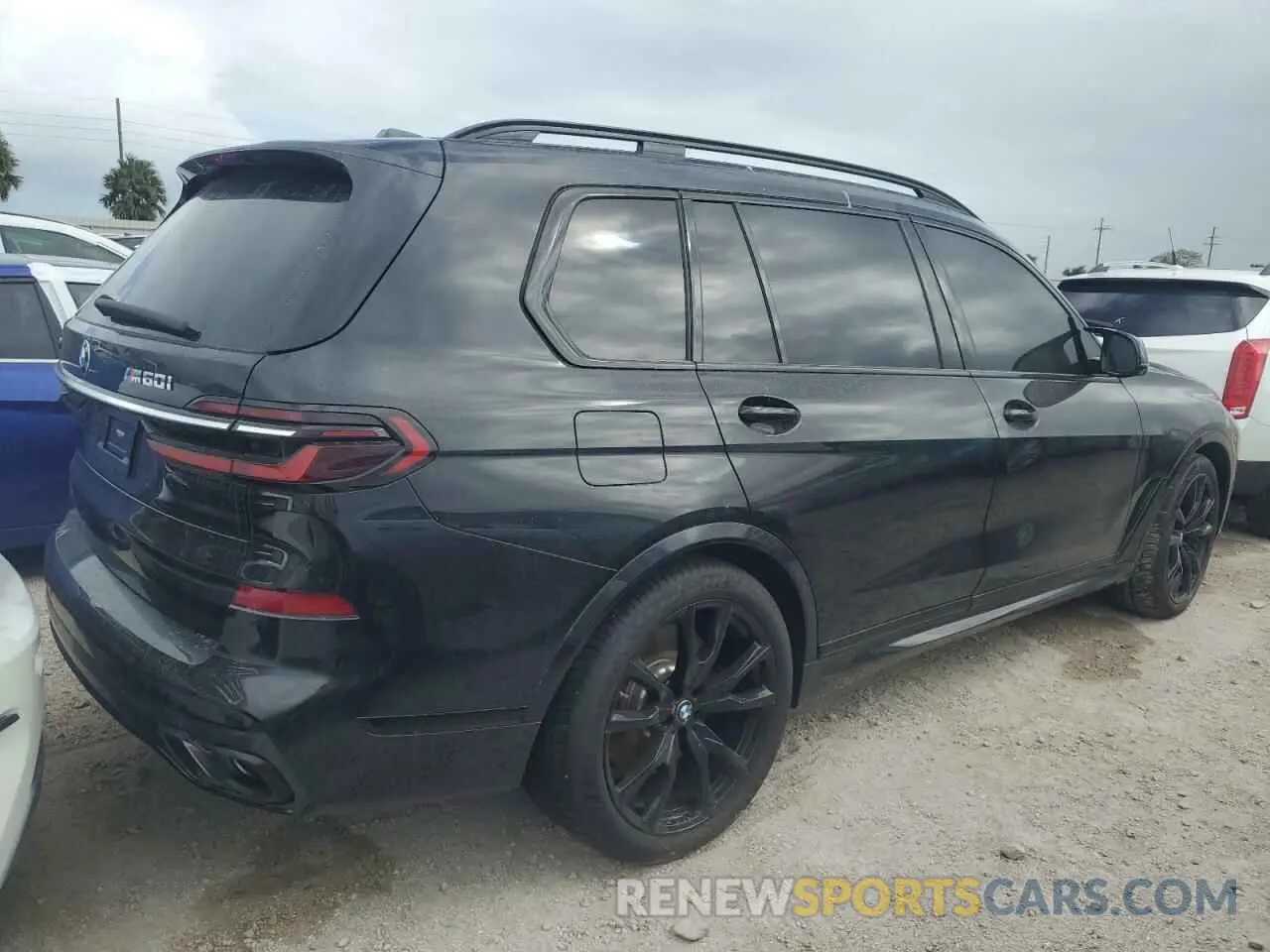 3 fotografías del automóvil dañado 5UX33EM01P9S00787 BMW X7 M60I 2023