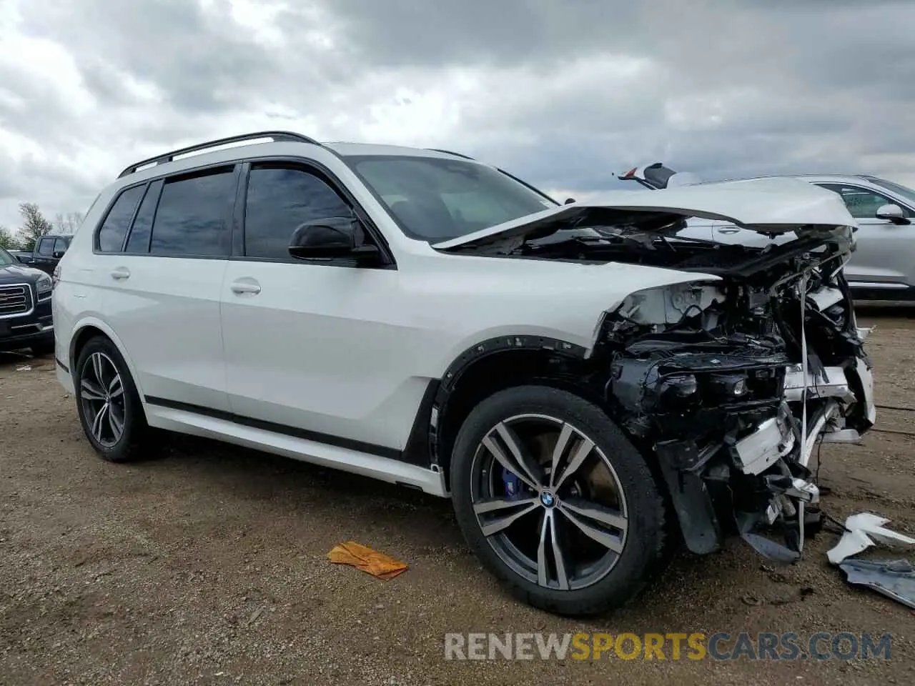4 fotografías del automóvil dañado 5UX33EM04S9W66870 BMW X7 M60I 2025