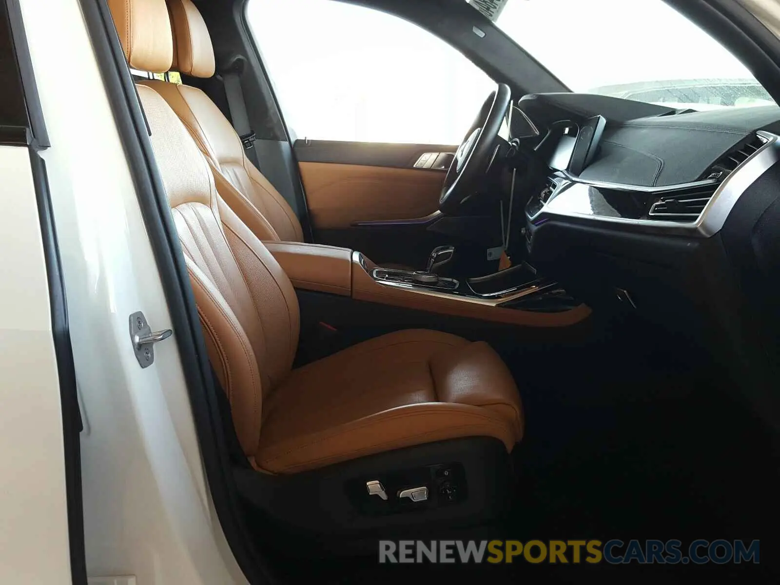 5 fotografías del automóvil dañado 5UXCX4C55KLS36439 BMW X7 XDRIVE5 2019