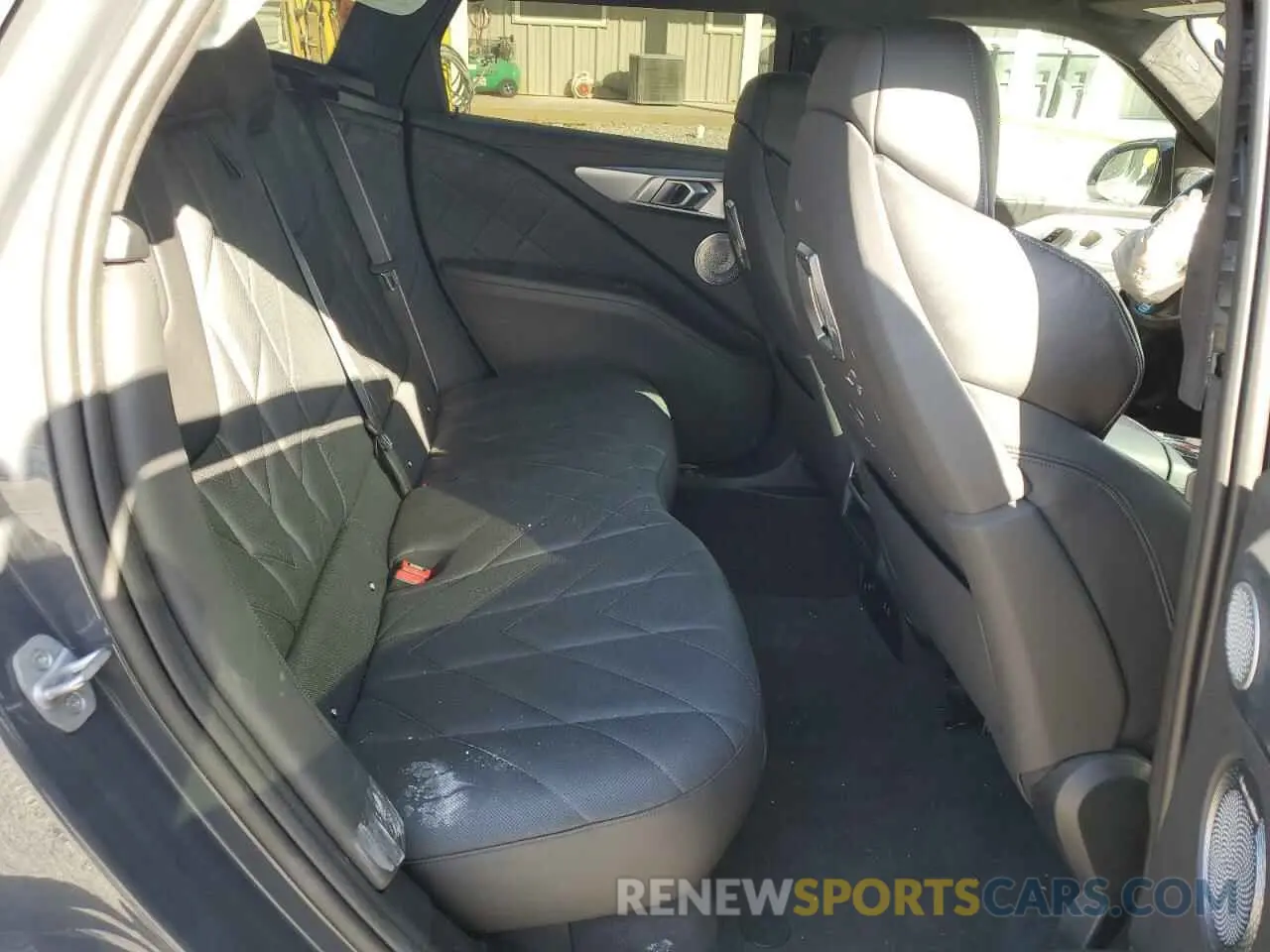 11 fotografías del automóvil dañado 5YM23CS09P9S54169 BMW XM 2023