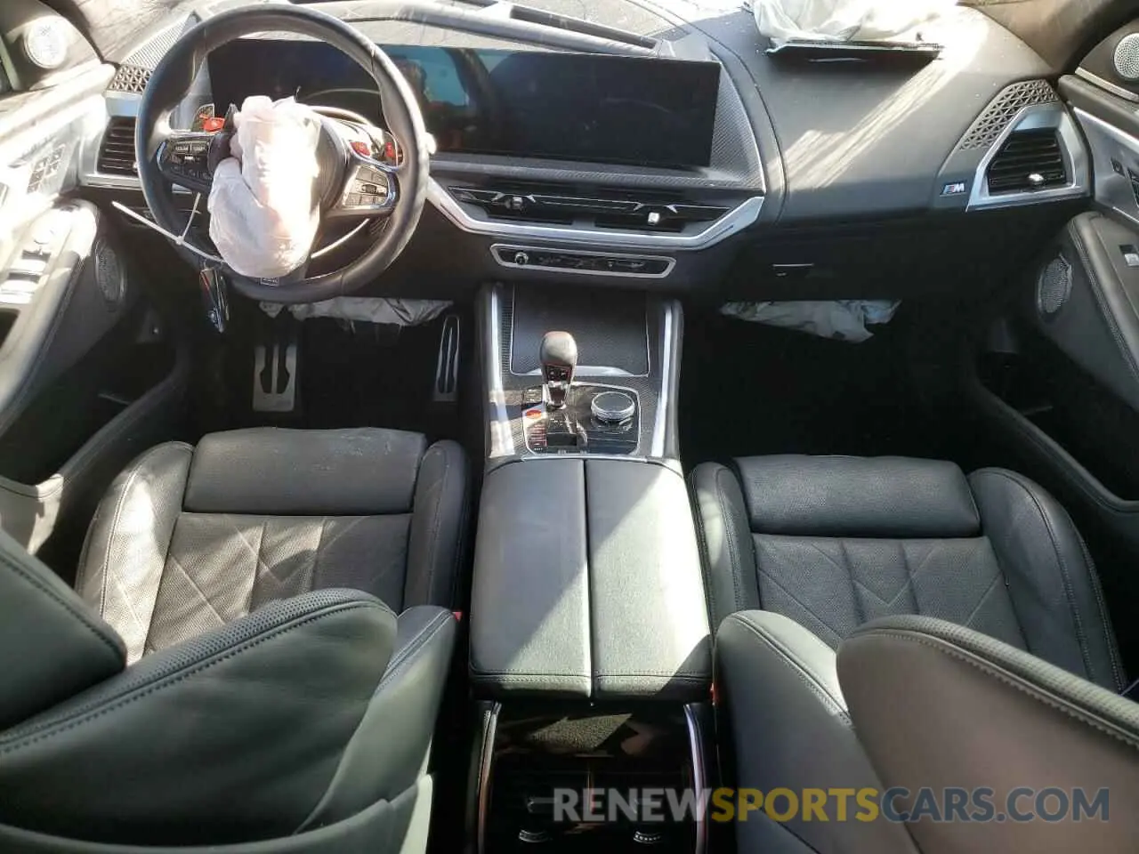 8 fotografías del automóvil dañado 5YM23CS09P9S54169 BMW XM 2023