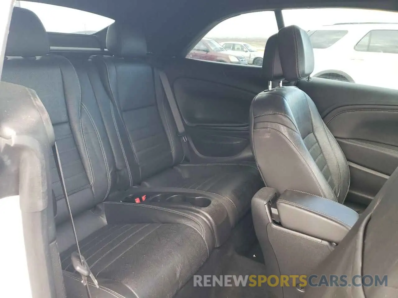 10 fotografías del automóvil dañado W04WH3N52KG367902 BUICK CASCADA 2019