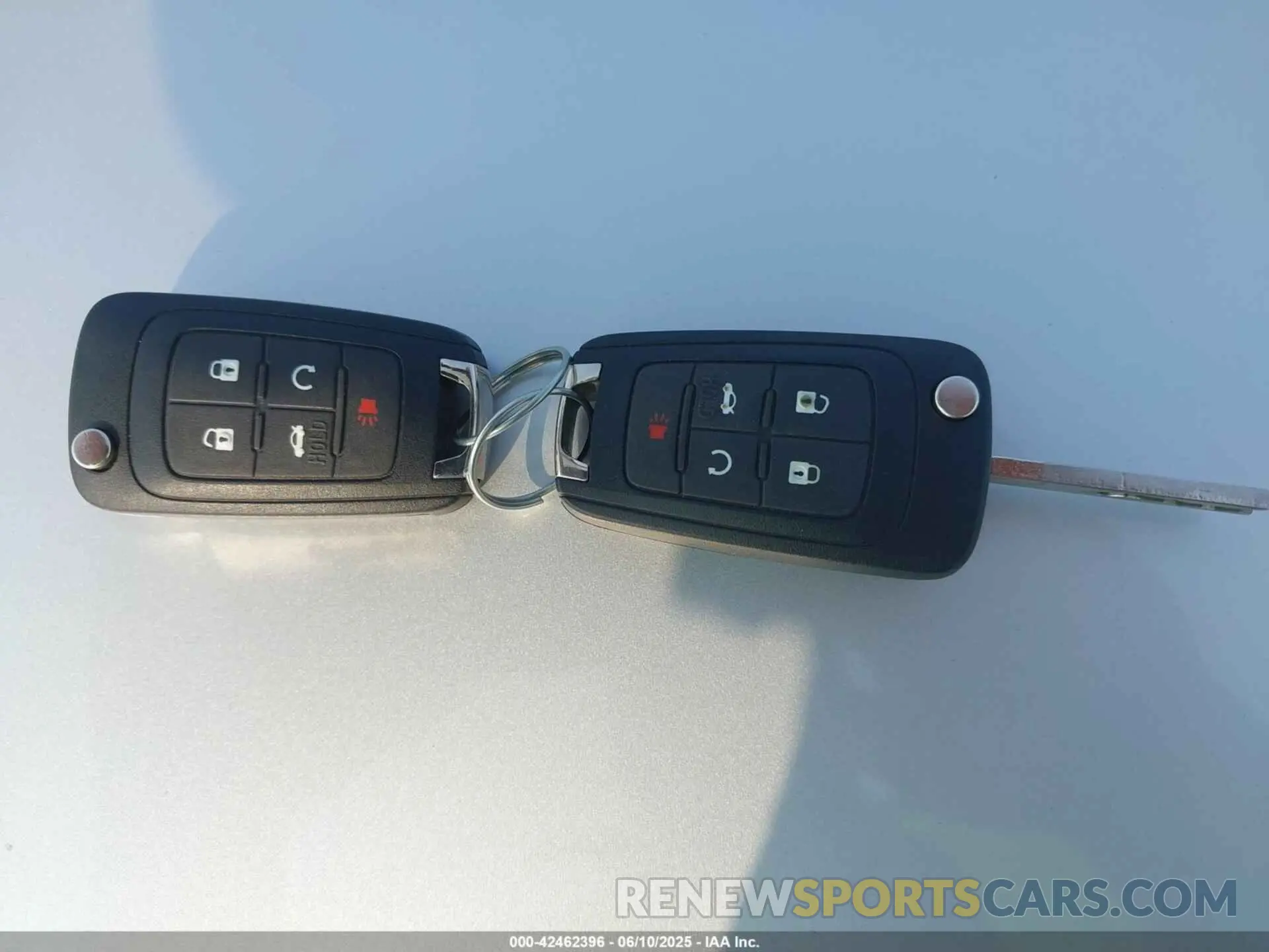 11 fotografías del automóvil dañado W04WH3N56KG317827 BUICK CASCADA 2019