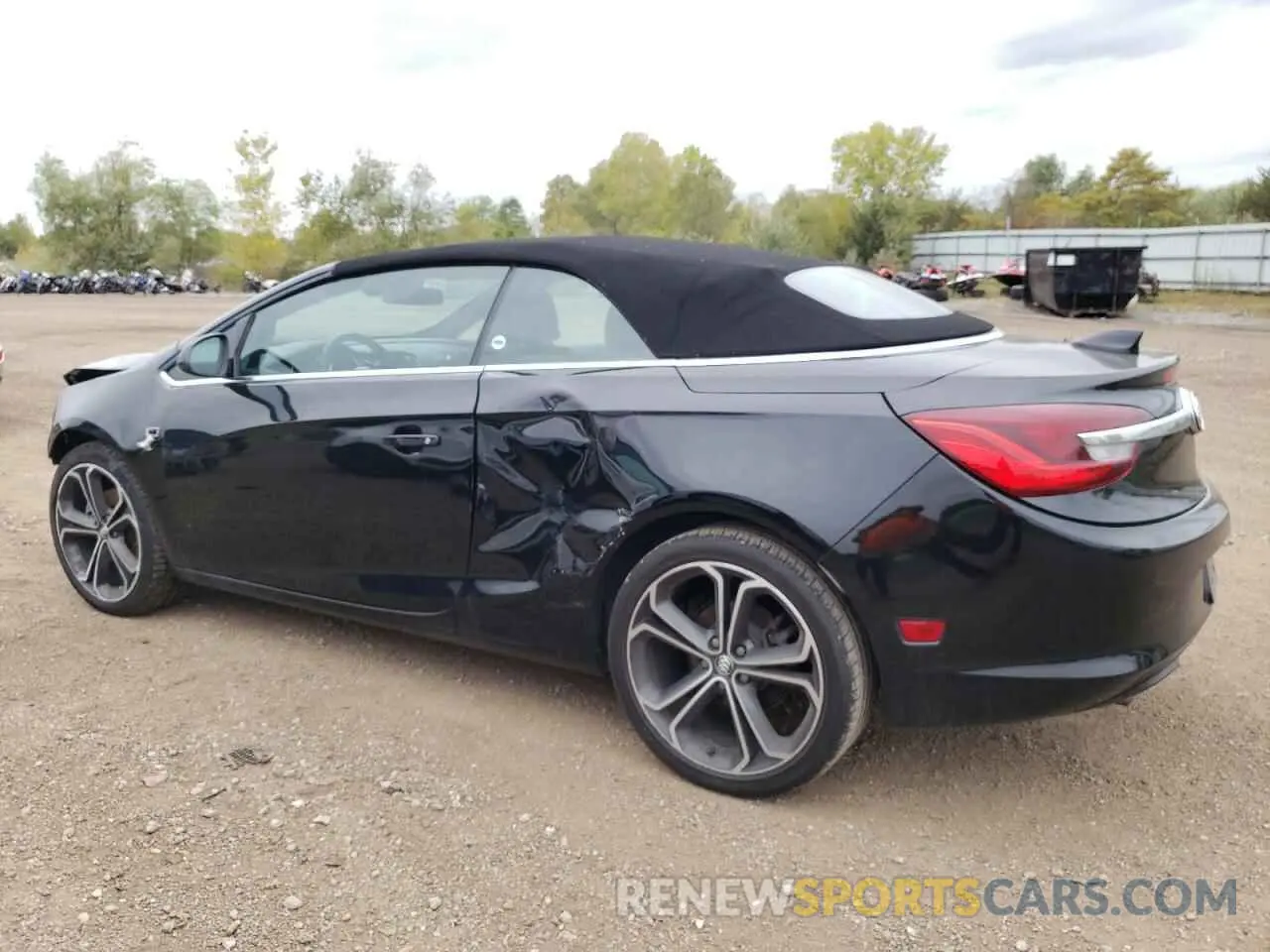 2 fotografías del automóvil dañado W04WH3N58KG300205 BUICK CASCADA 2019
