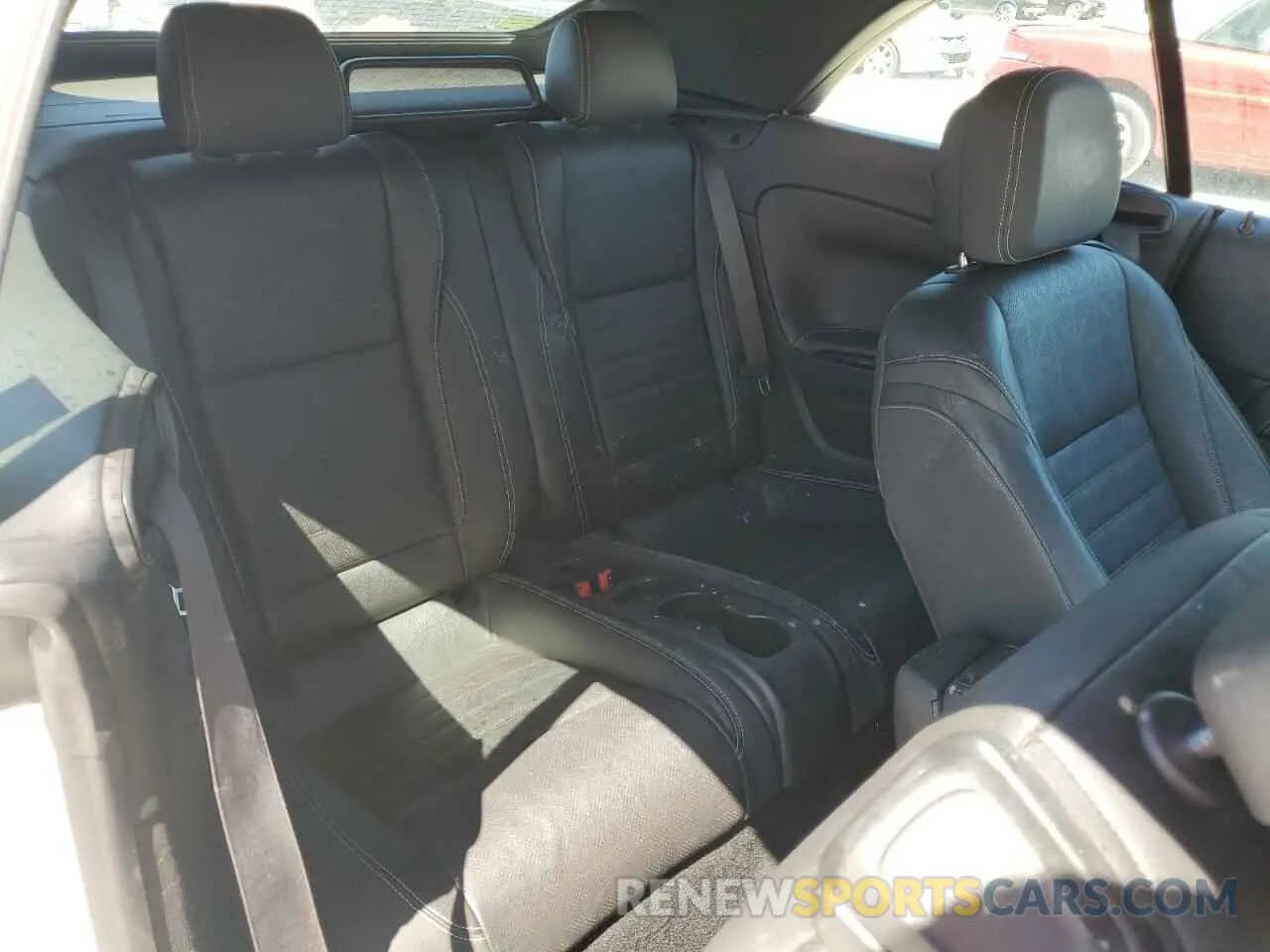 10 fotografías del automóvil dañado W04WJ3N51KG320591 BUICK CASCADA 2019