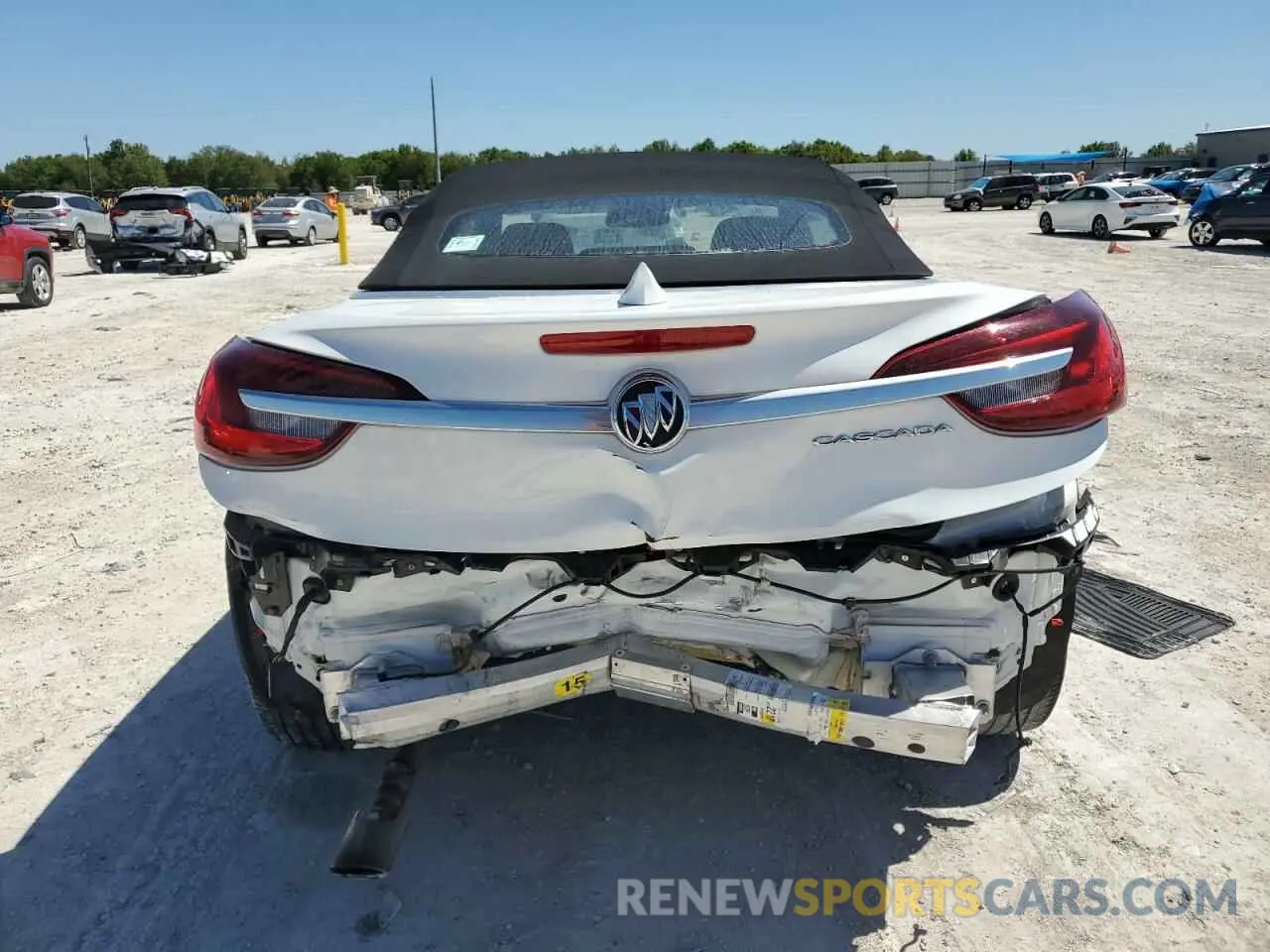 6 fotografías del automóvil dañado W04WJ3N51KG320591 BUICK CASCADA 2019