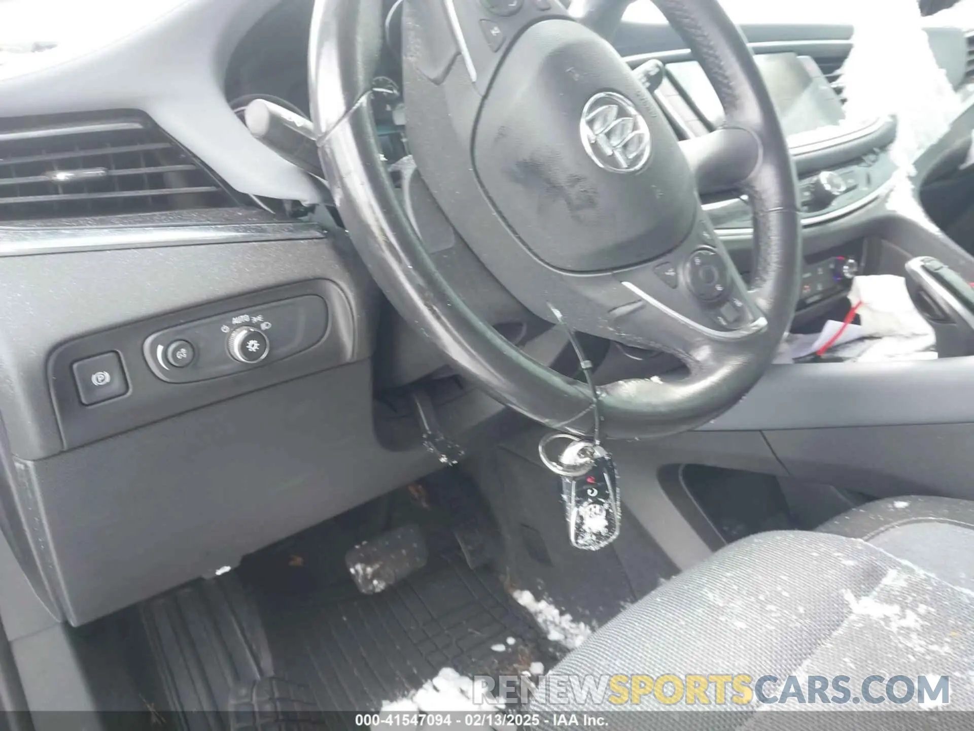 11 fotografías del automóvil dañado 5GAERAKW7KJ110805 BUICK ENCLAVE 2019