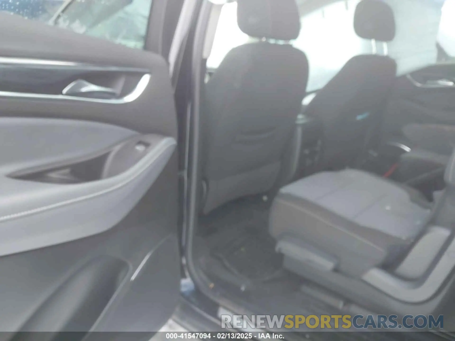 8 fotografías del automóvil dañado 5GAERAKW7KJ110805 BUICK ENCLAVE 2019