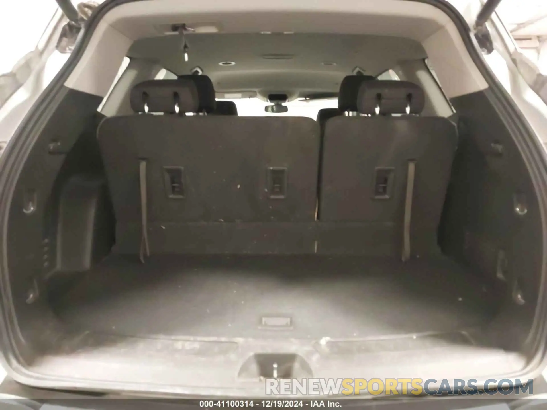 18 fotografías del automóvil dañado 5GAERAKWXKJ121958 BUICK ENCLAVE 2019
