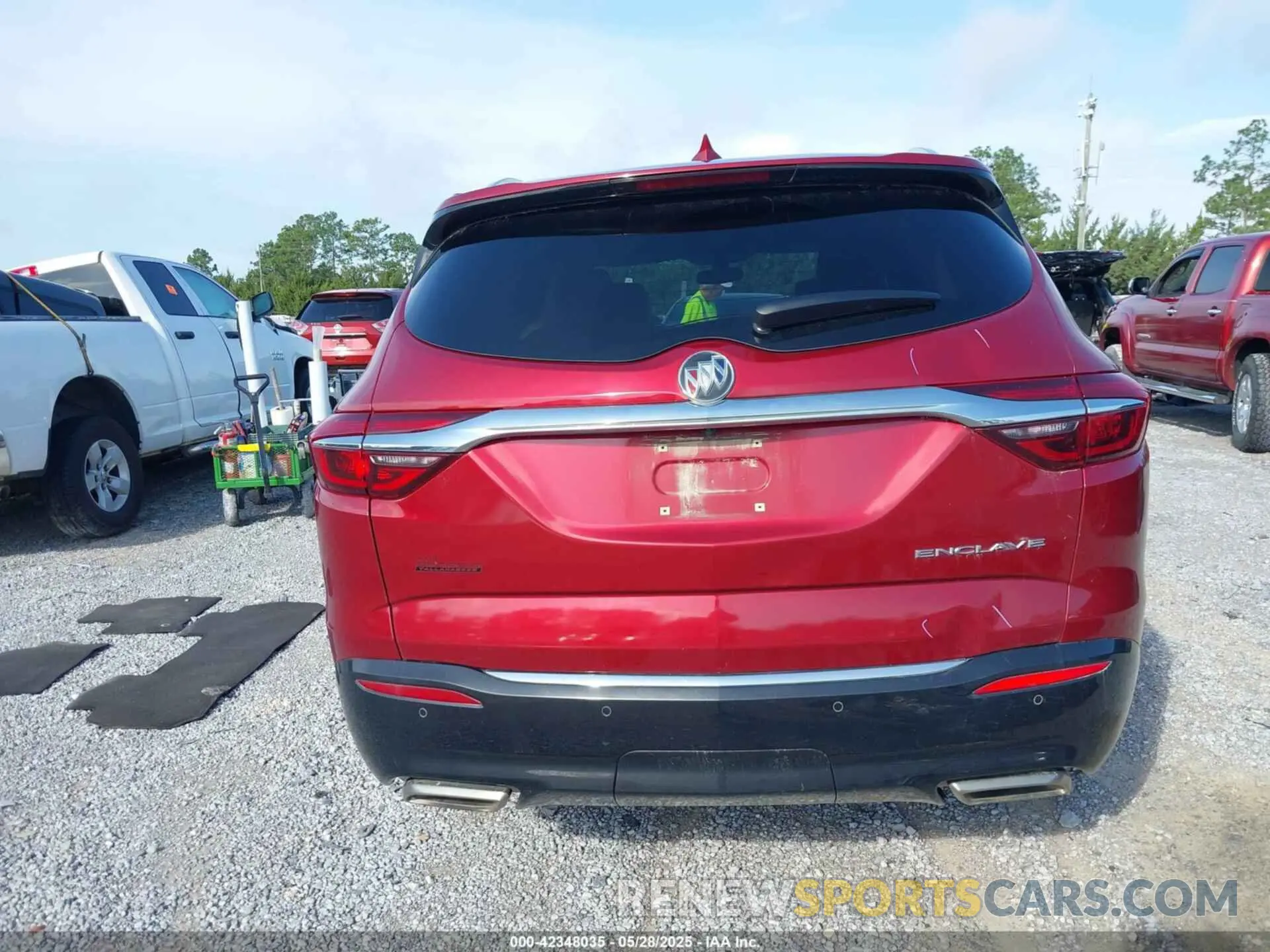 17 fotografías del automóvil dañado 5GAERBKW0KJ188400 BUICK ENCLAVE 2019