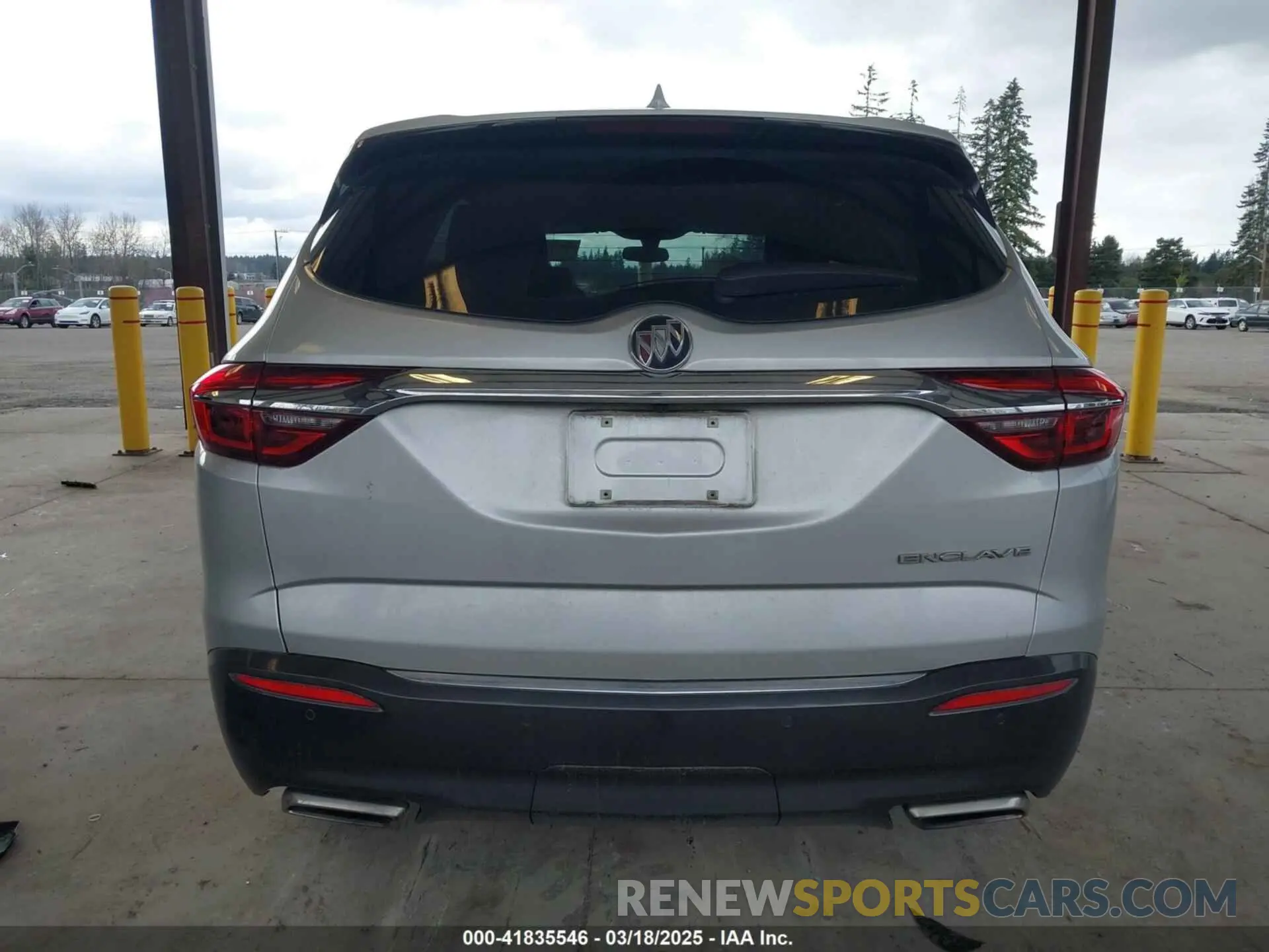 15 fotografías del automóvil dañado 5GAERBKW2KJ185689 BUICK ENCLAVE 2019
