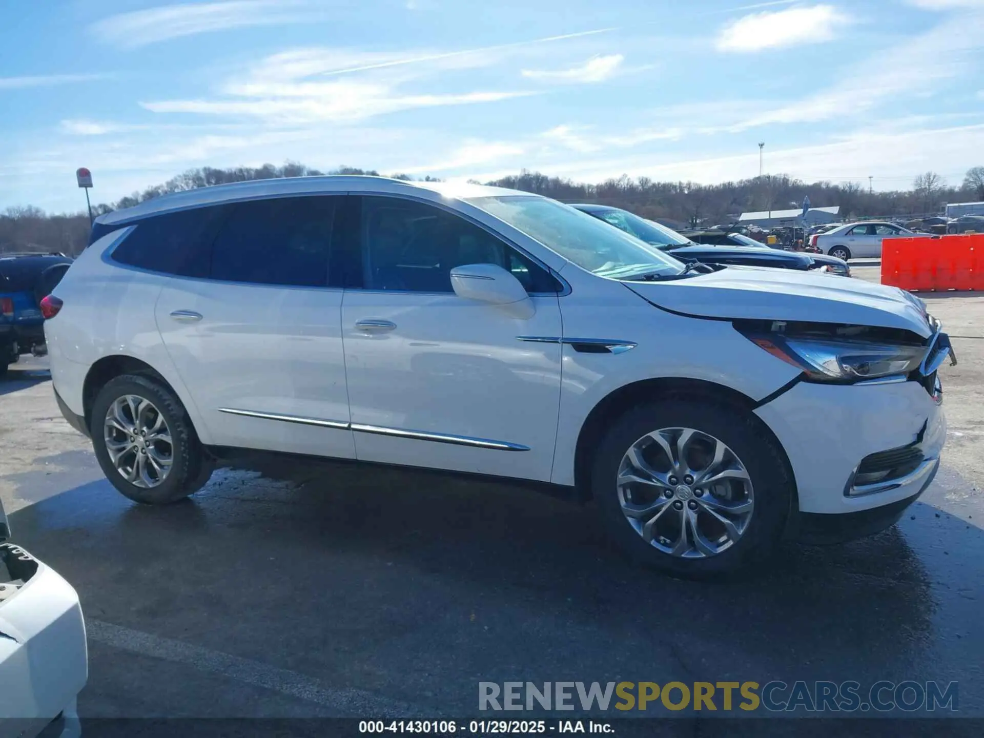13 fotografías del automóvil dañado 5GAERBKW3KJ312806 BUICK ENCLAVE 2019