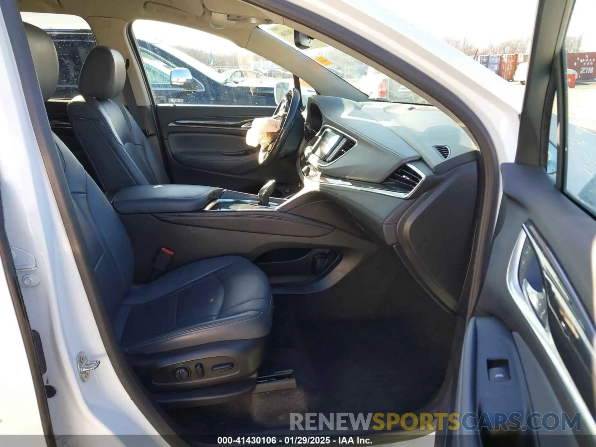 5 fotografías del automóvil dañado 5GAERBKW3KJ312806 BUICK ENCLAVE 2019