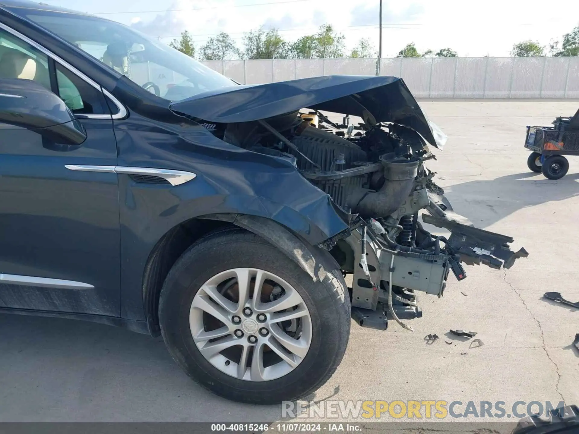 20 fotografías del automóvil dañado 5GAERBKW4KJ175469 BUICK ENCLAVE 2019
