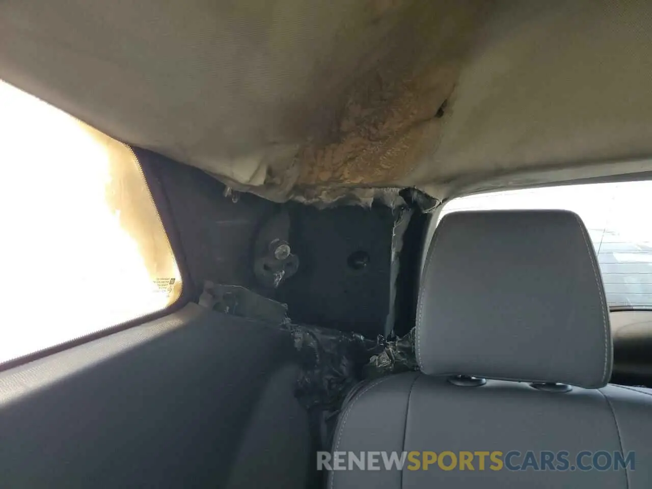 13 fotografías del automóvil dañado 5GAERBKW5KJ268694 BUICK ENCLAVE 2019