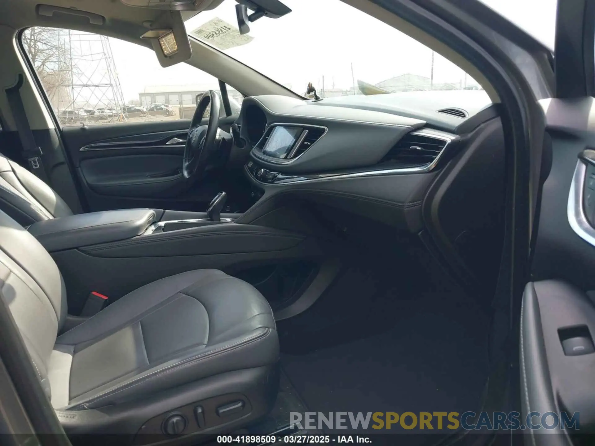5 fotografías del automóvil dañado 5GAERBKW6KJ169690 BUICK ENCLAVE 2019