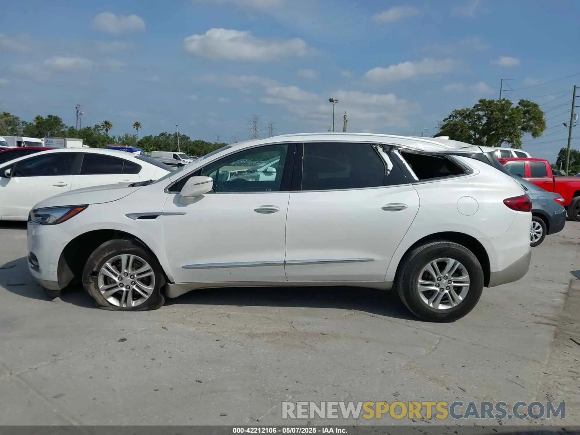 14 fotografías del automóvil dañado 5GAERBKW6KJ303162 BUICK ENCLAVE 2019