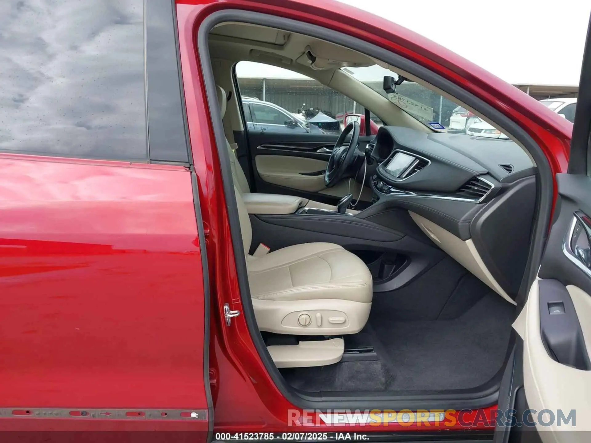 5 fotografías del automóvil dañado 5GAERBKW7KJ172825 BUICK ENCLAVE 2019