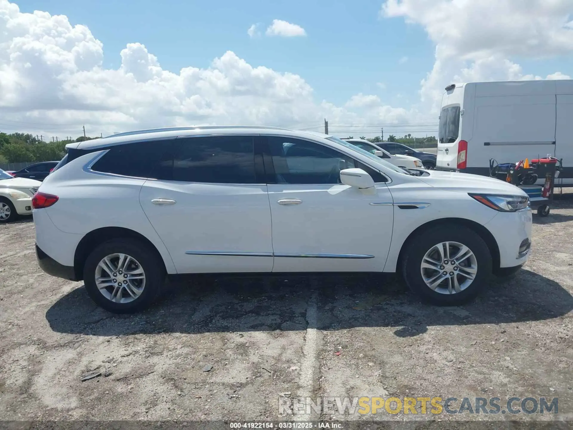 13 fotografías del automóvil dañado 5GAERBKW9KJ133105 BUICK ENCLAVE 2019