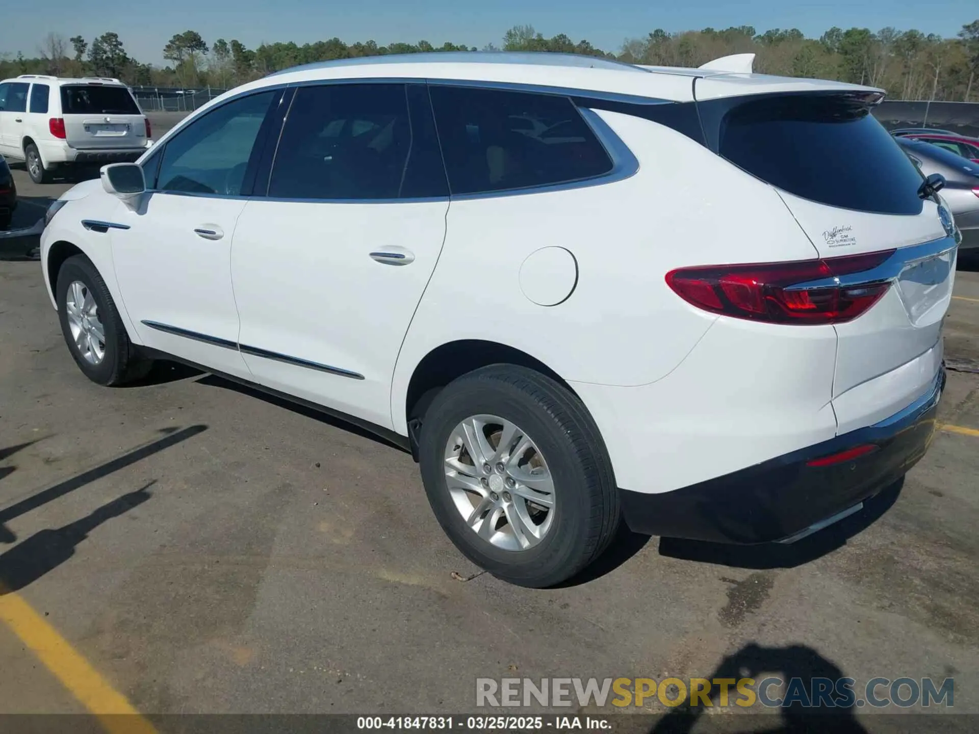 3 fotografías del automóvil dañado 5GAERBKWXKJ178909 BUICK ENCLAVE 2019