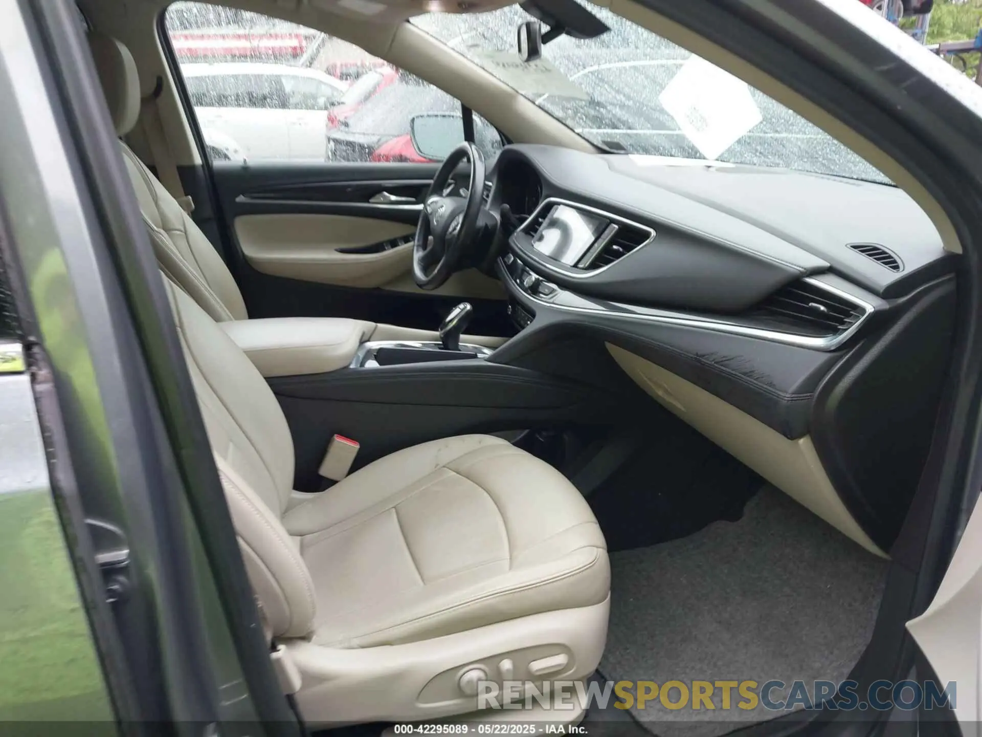 5 fotografías del automóvil dañado 5GAEVAKW5KJ287350 BUICK ENCLAVE 2019