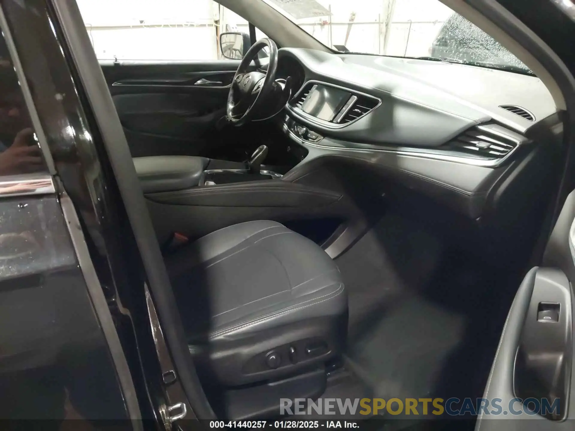 5 fotografías del automóvil dañado 5GAEVAKWXKJ216712 BUICK ENCLAVE 2019