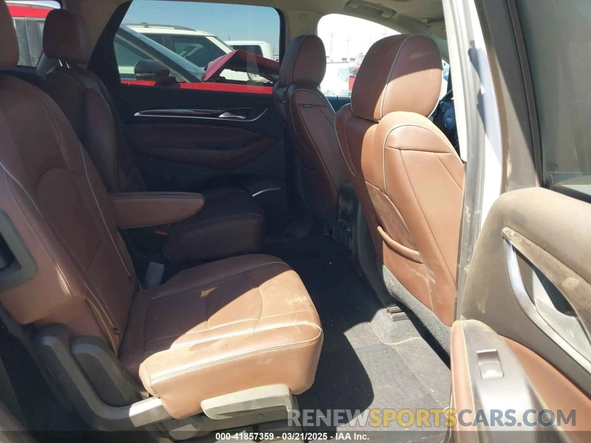 8 fotografías del automóvil dañado 5GAEVCKW2KJ317321 BUICK ENCLAVE 2019