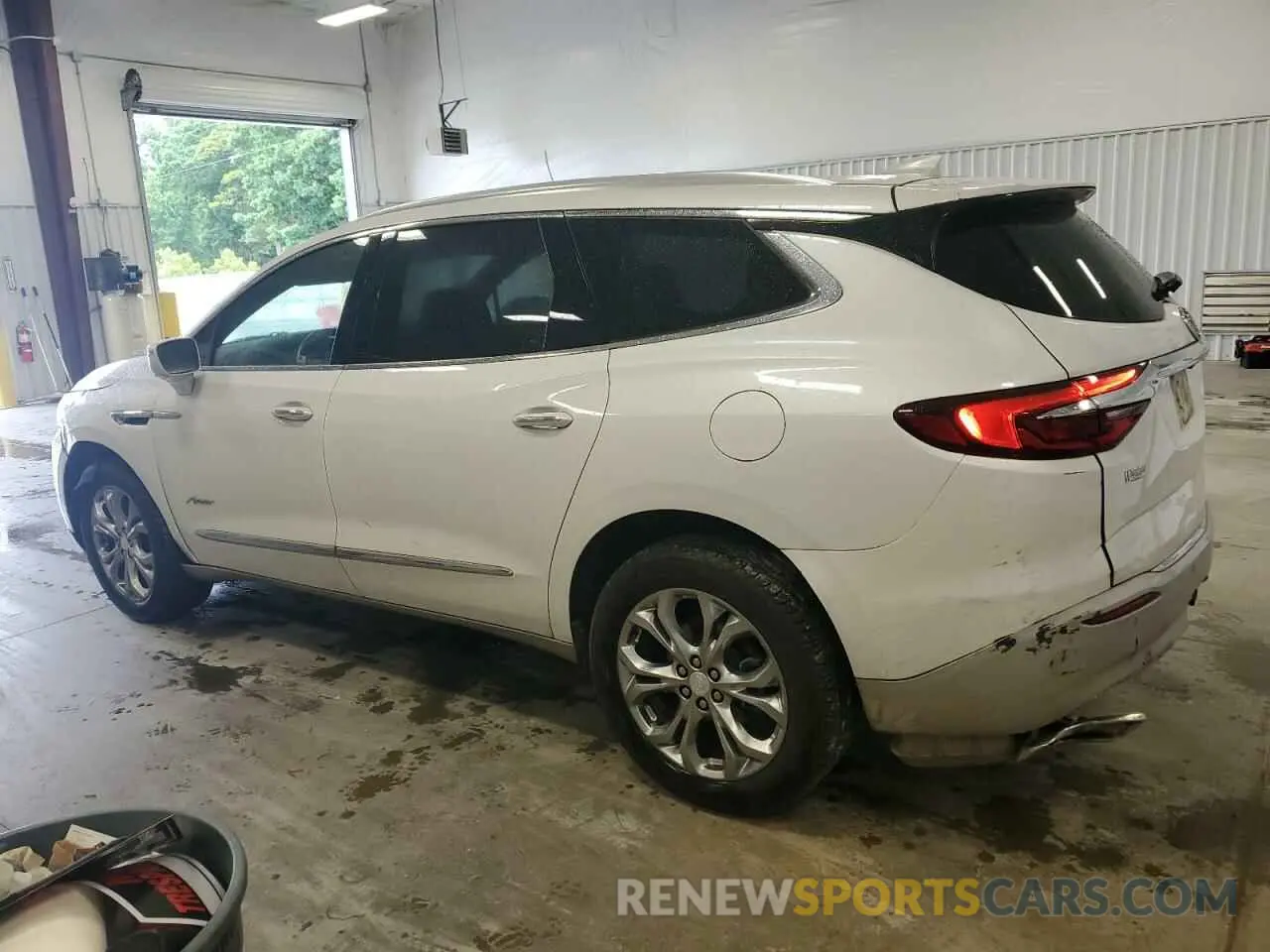 2 fotografías del automóvil dañado 5GAEVCKW9KJ163772 BUICK ENCLAVE 2019