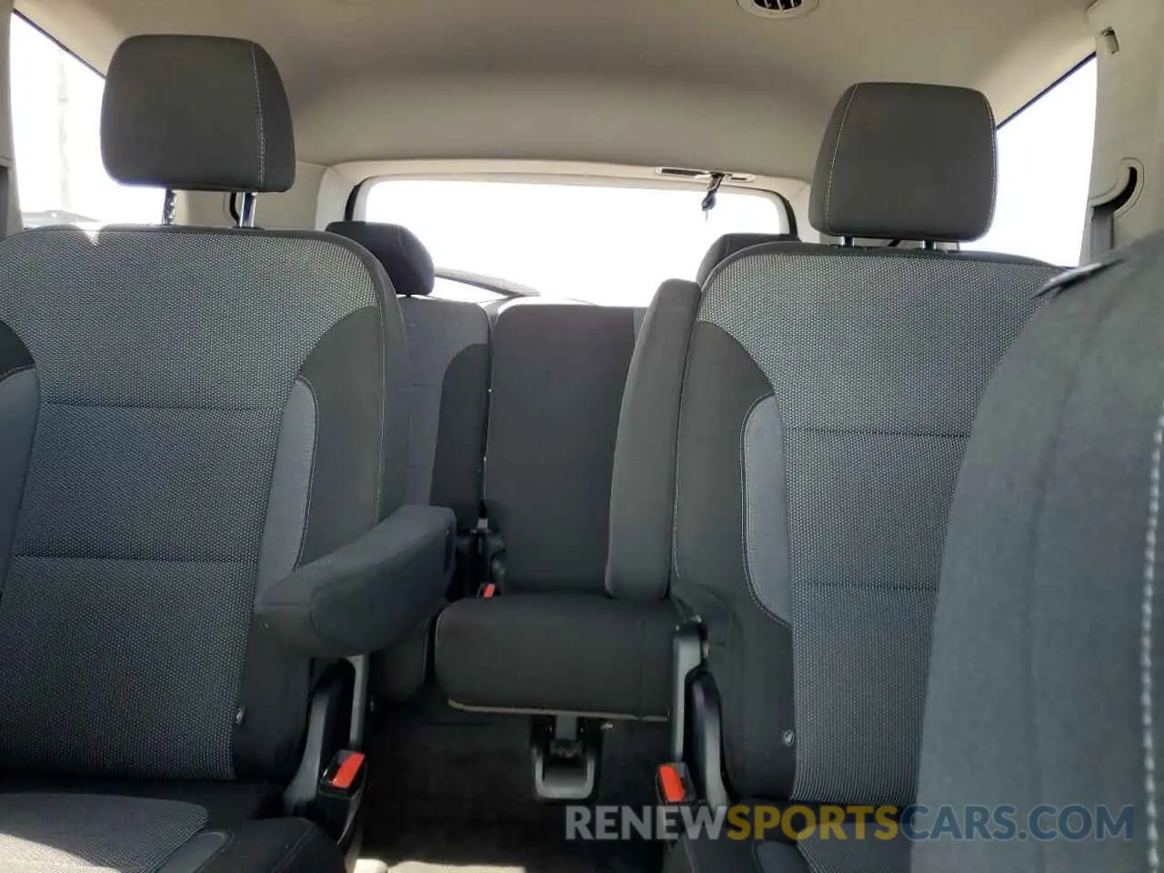 10 fotografías del automóvil dañado 5GAERAKW4LJ153144 BUICK ENCLAVE 2020