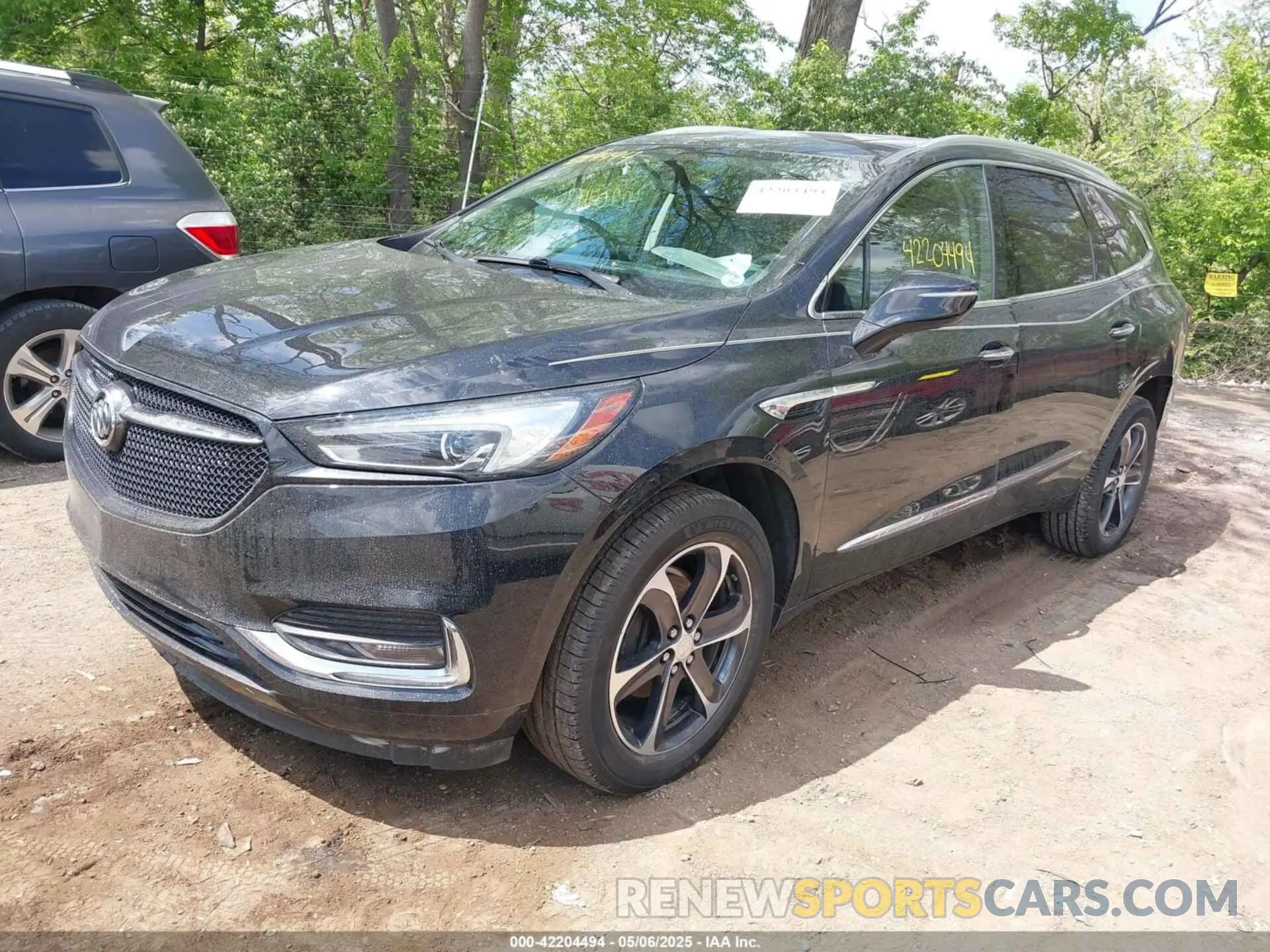 2 fotografías del automóvil dañado 5GAERBKW0LJ132281 BUICK ENCLAVE 2020