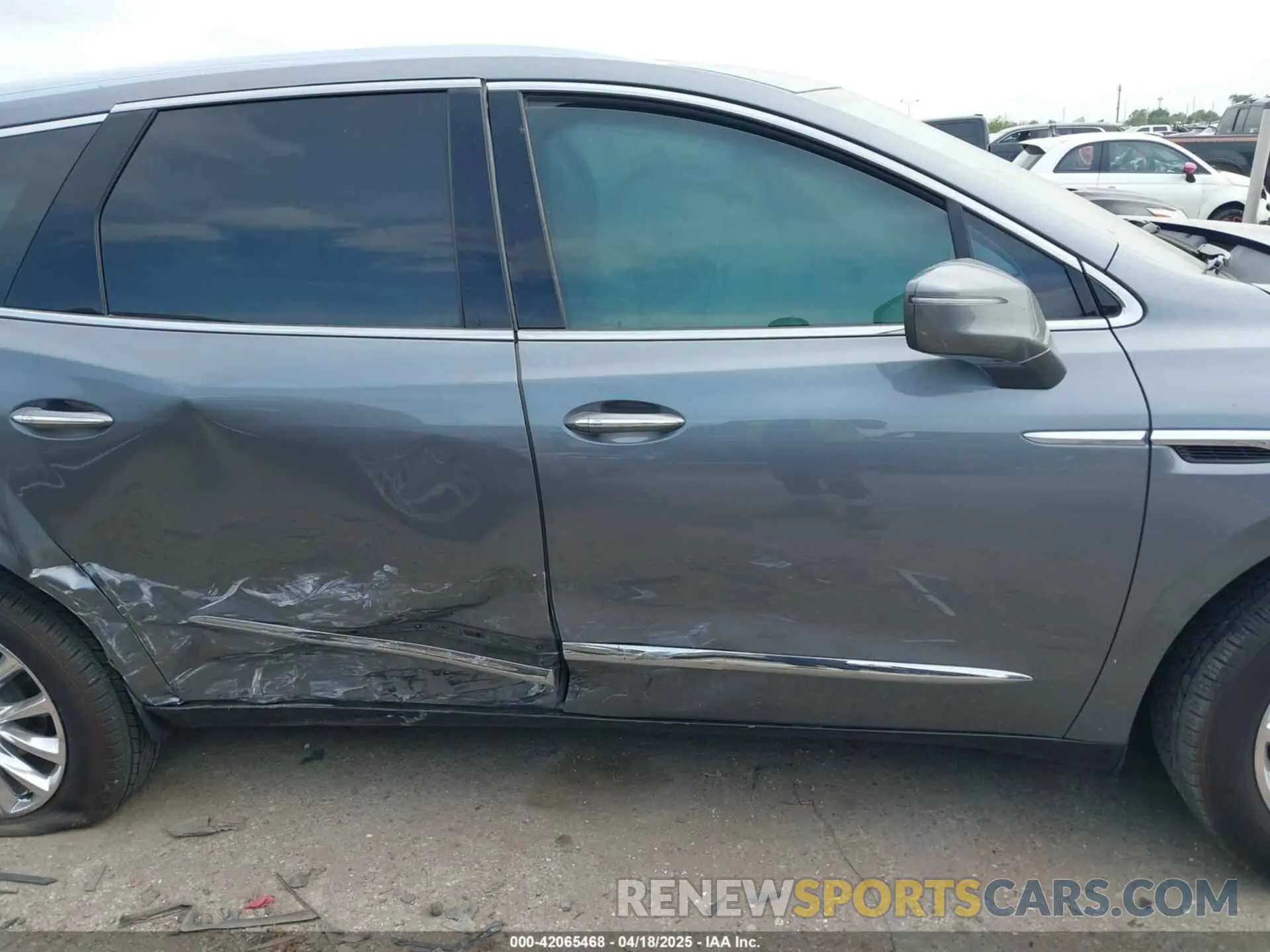 13 fotografías del automóvil dañado 5GAERBKW4LJ137595 BUICK ENCLAVE 2020