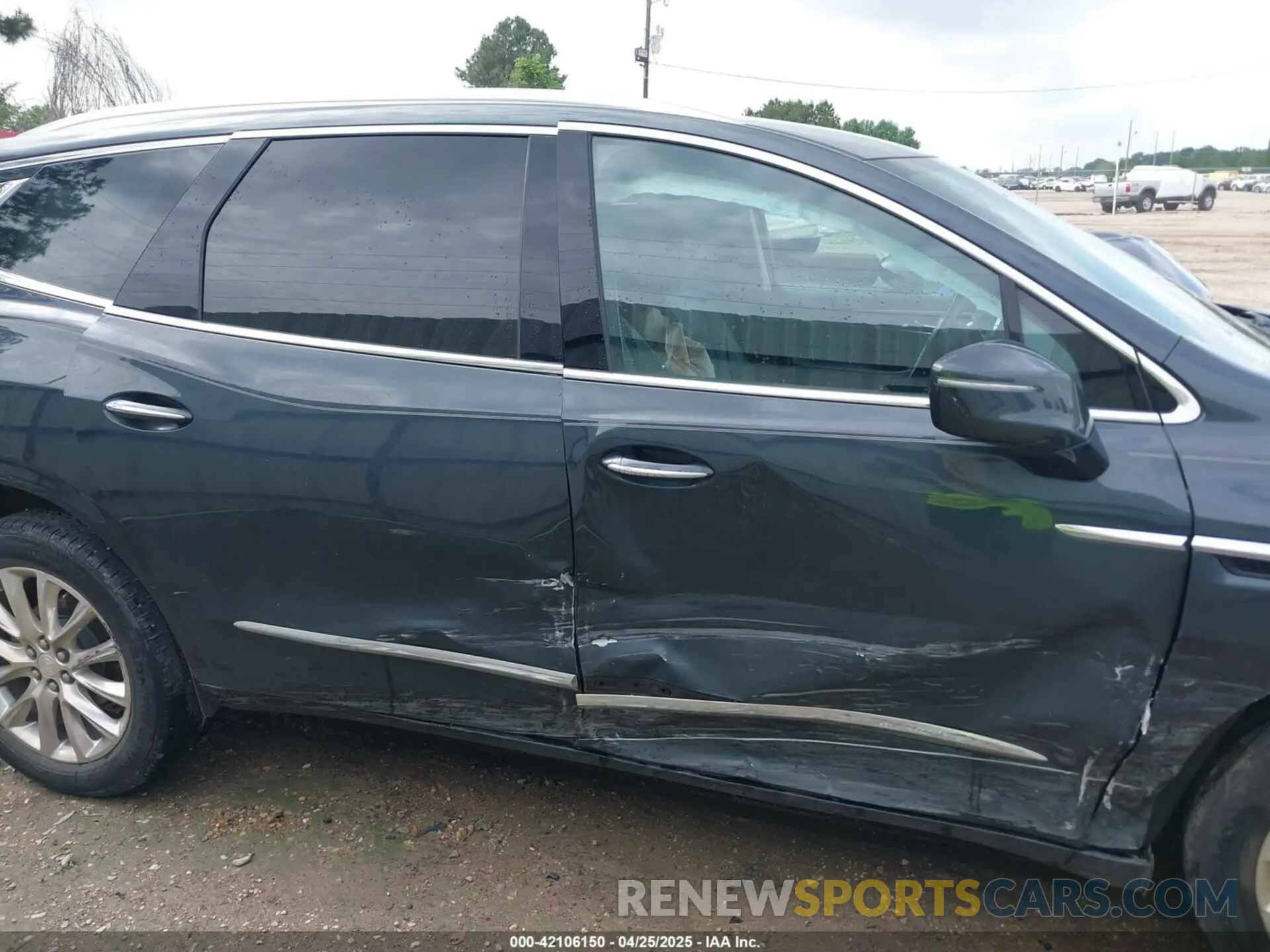 13 fotografías del automóvil dañado 5GAERBKW4LJ194086 BUICK ENCLAVE 2020