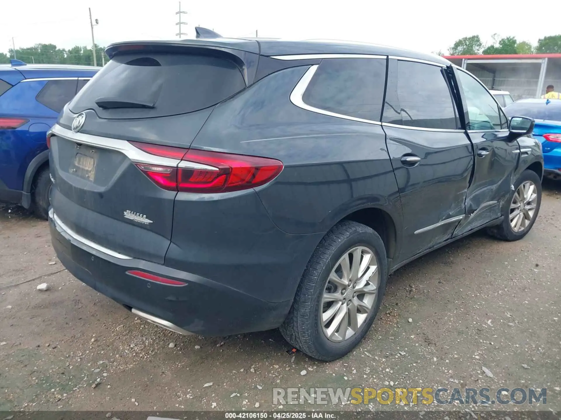 4 fotografías del automóvil dañado 5GAERBKW4LJ194086 BUICK ENCLAVE 2020