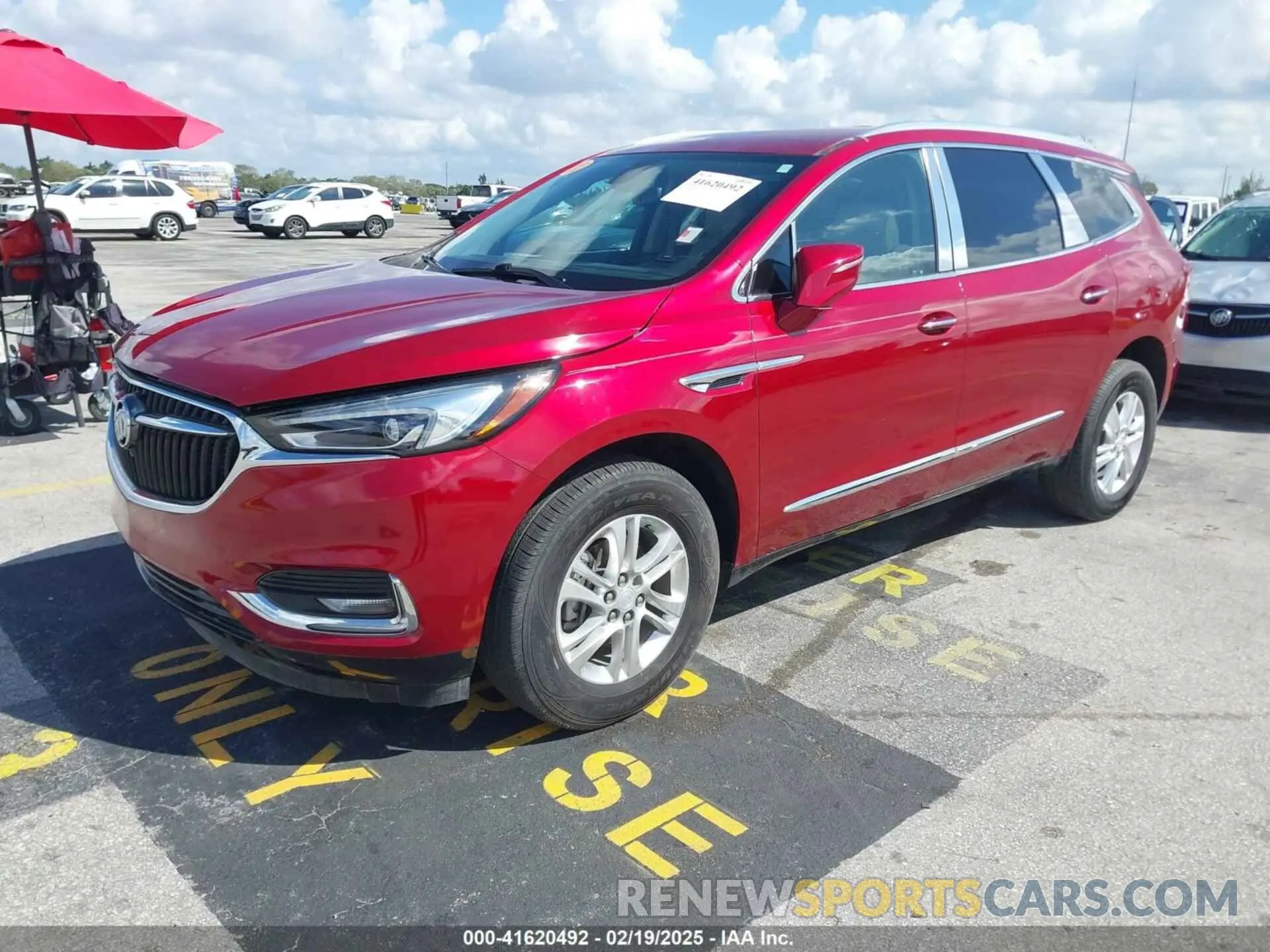 2 fotografías del automóvil dañado 5GAERBKW5LJ164627 BUICK ENCLAVE 2020