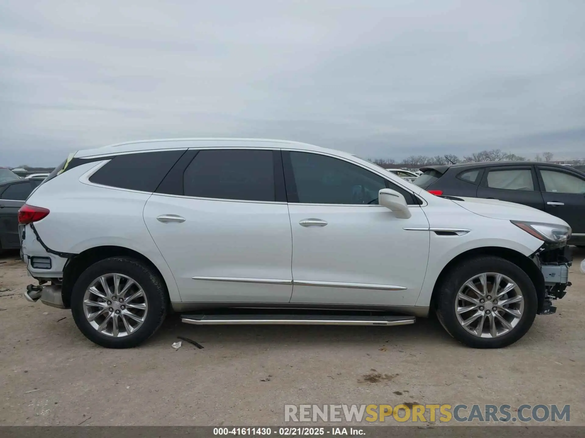 13 fotografías del automóvil dañado 5GAERBKW7LJ161762 BUICK ENCLAVE 2020