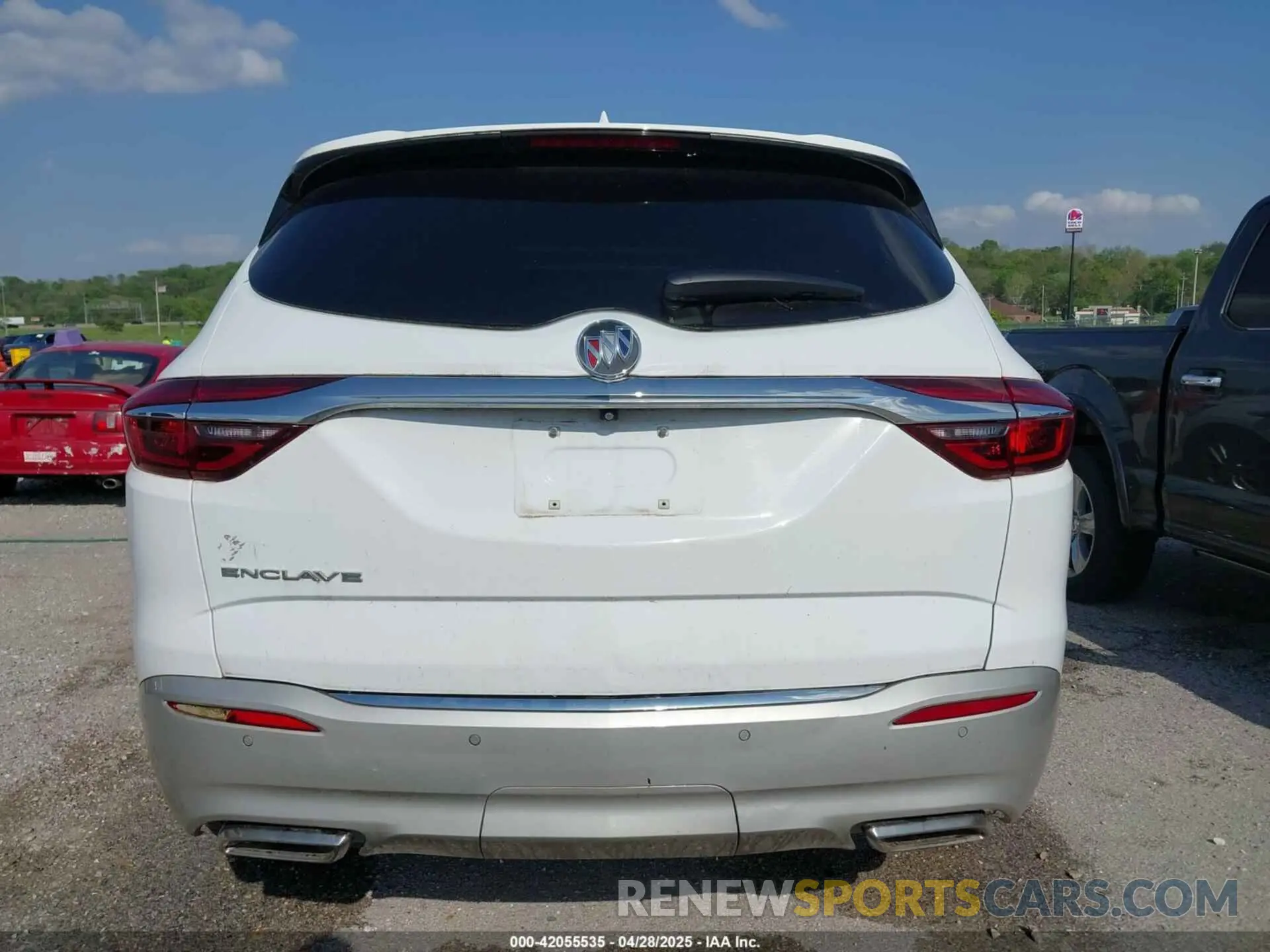 15 fotografías del automóvil dañado 5GAERBKW9LJ133509 BUICK ENCLAVE 2020