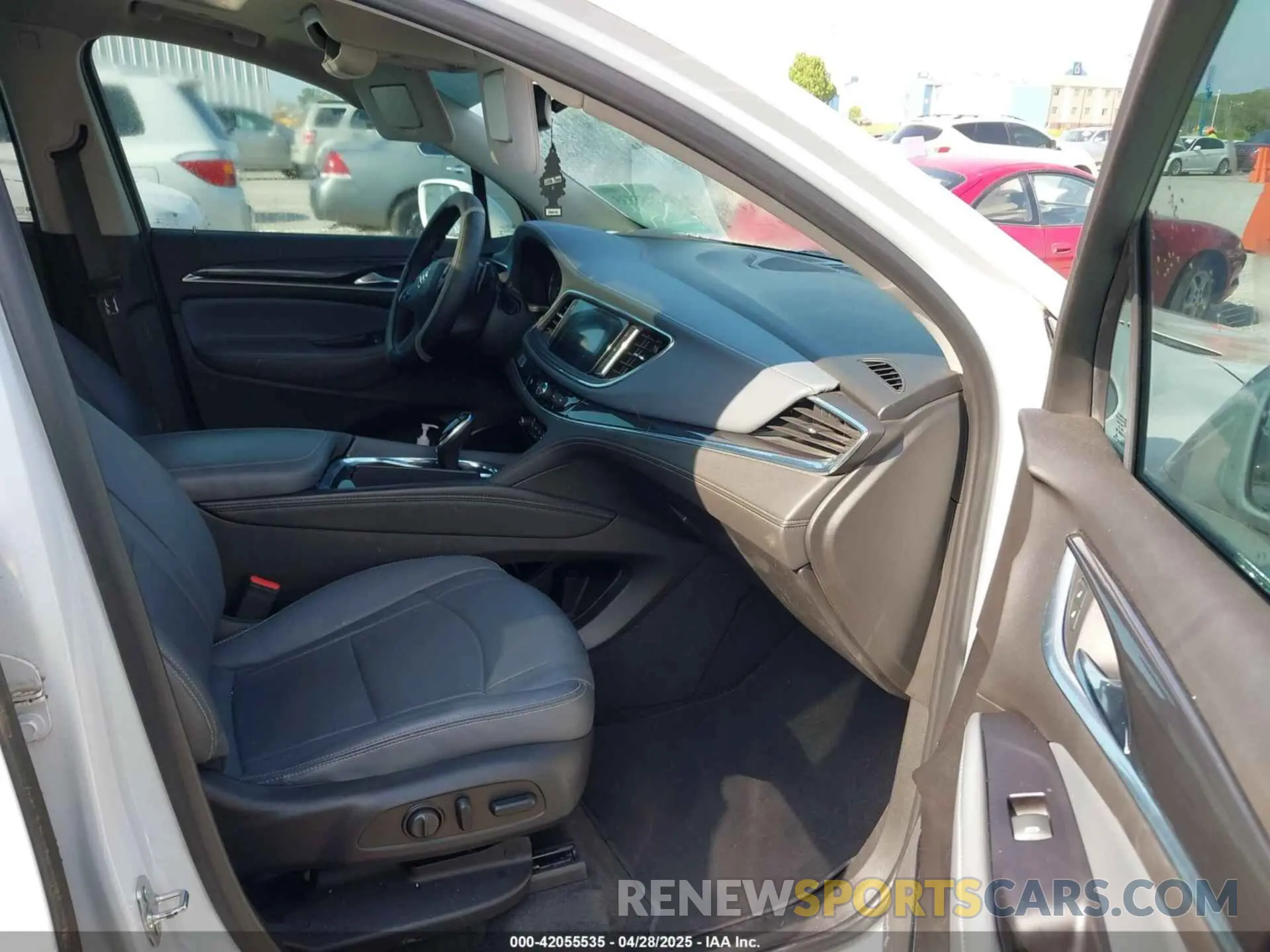 5 fotografías del automóvil dañado 5GAERBKW9LJ133509 BUICK ENCLAVE 2020
