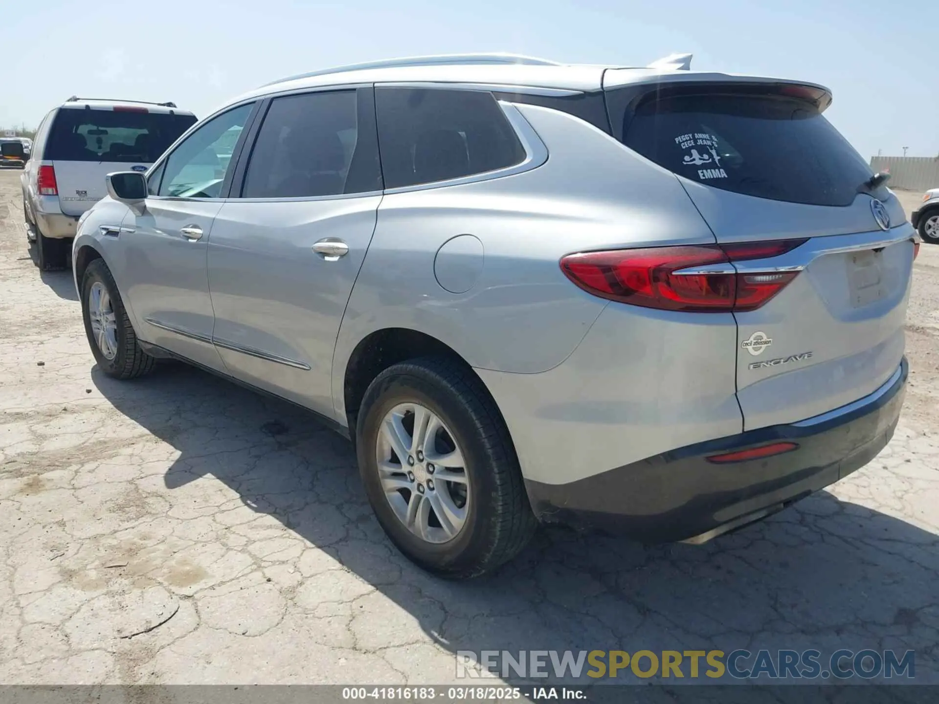 3 fotografías del automóvil dañado 5GAERBKWXLJ103371 BUICK ENCLAVE 2020