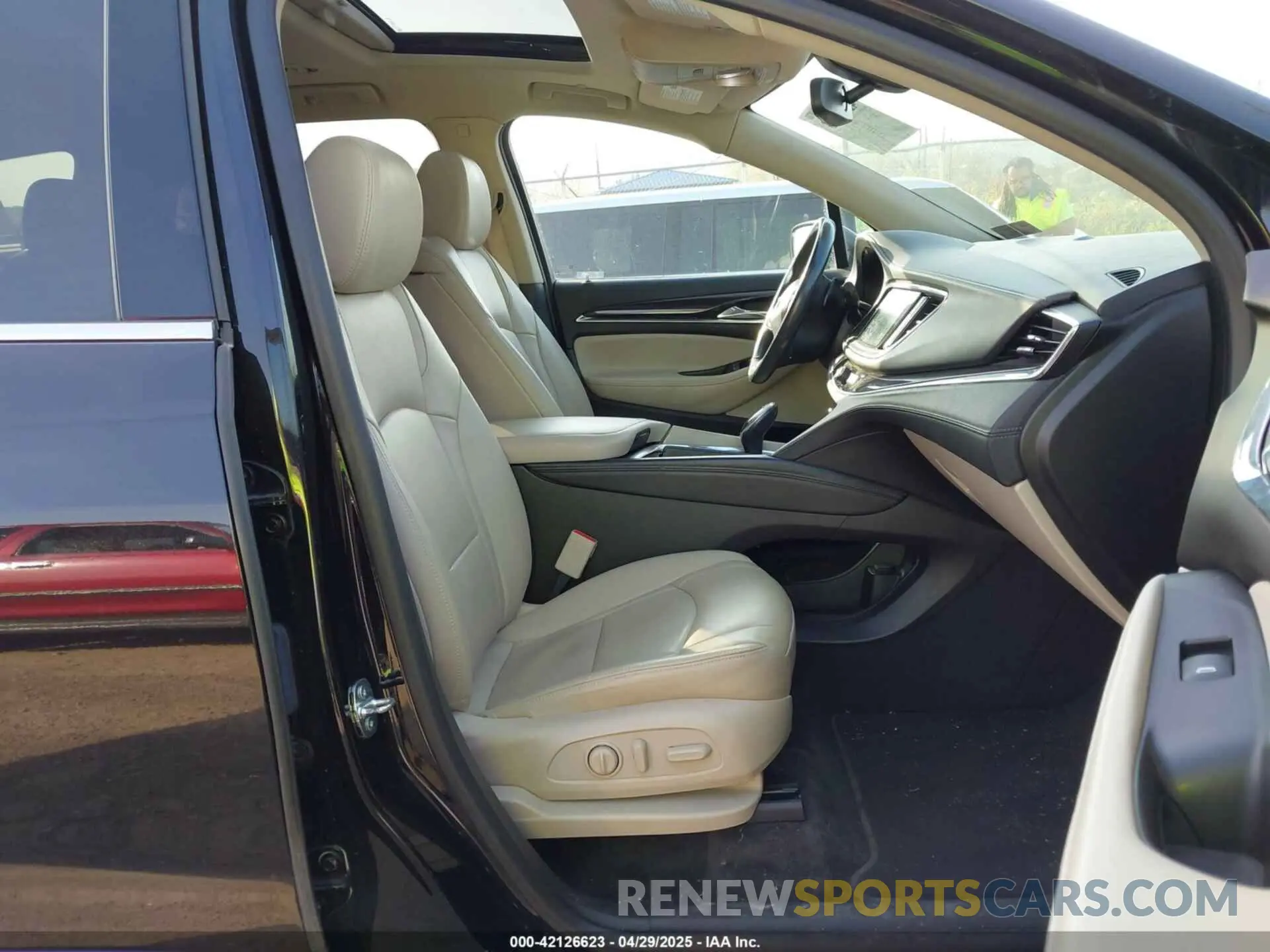 5 fotografías del automóvil dañado 5GAEVAKW0LJ192177 BUICK ENCLAVE 2020
