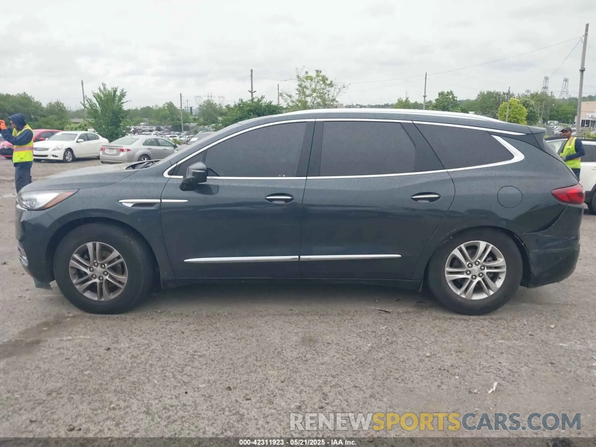 14 fotografías del automóvil dañado 5GAEVAKW1LJ244495 BUICK ENCLAVE 2020