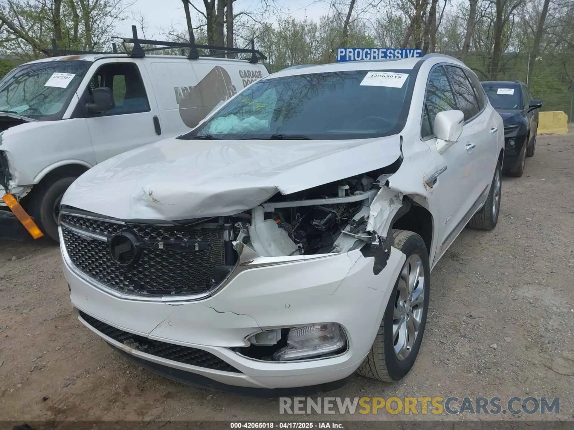2 fotografías del automóvil dañado 5GAEVCKW9LJ148318 BUICK ENCLAVE 2020